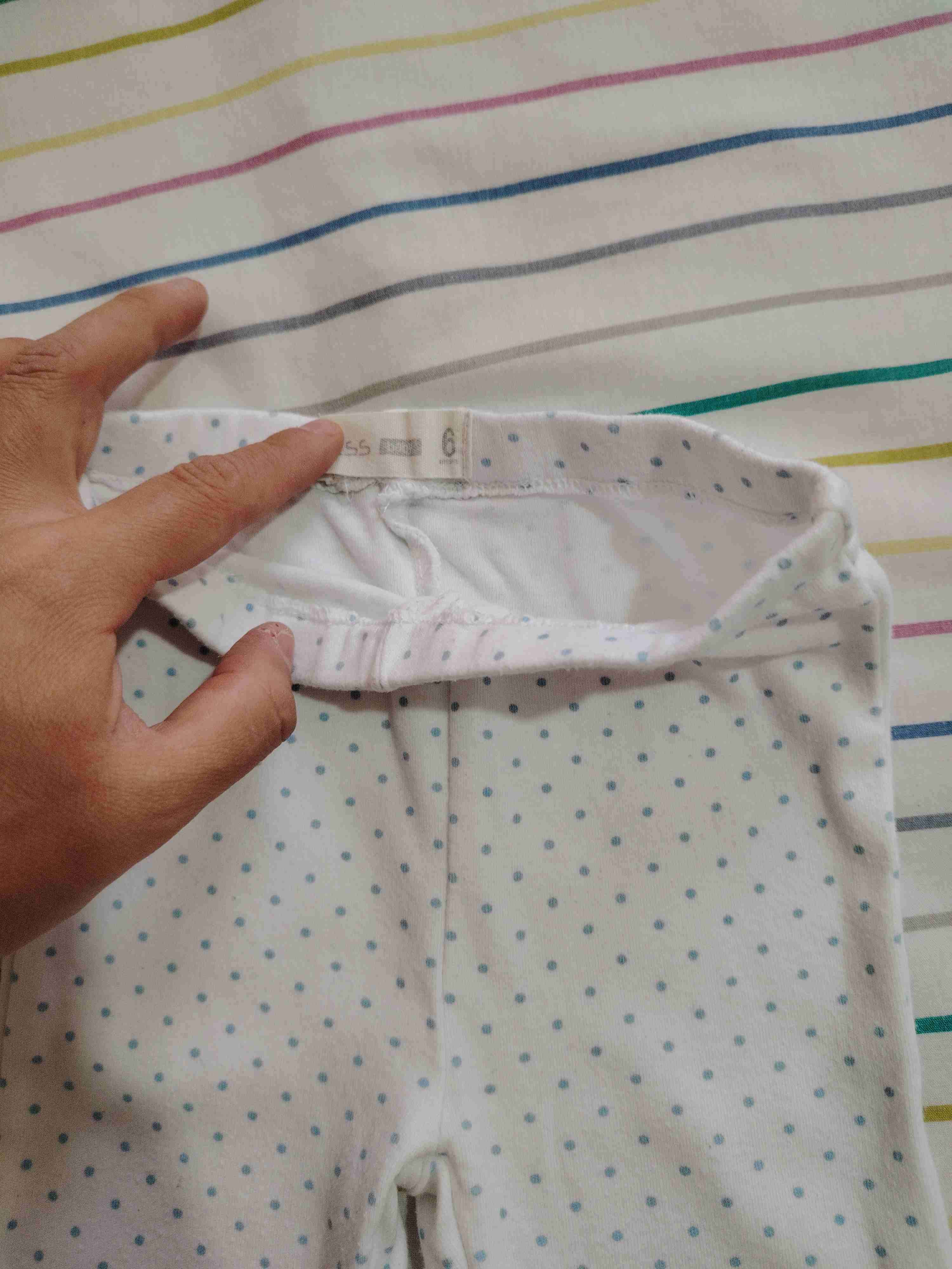 Pantys de bebé blanco con puntos celeste - miniatura 2