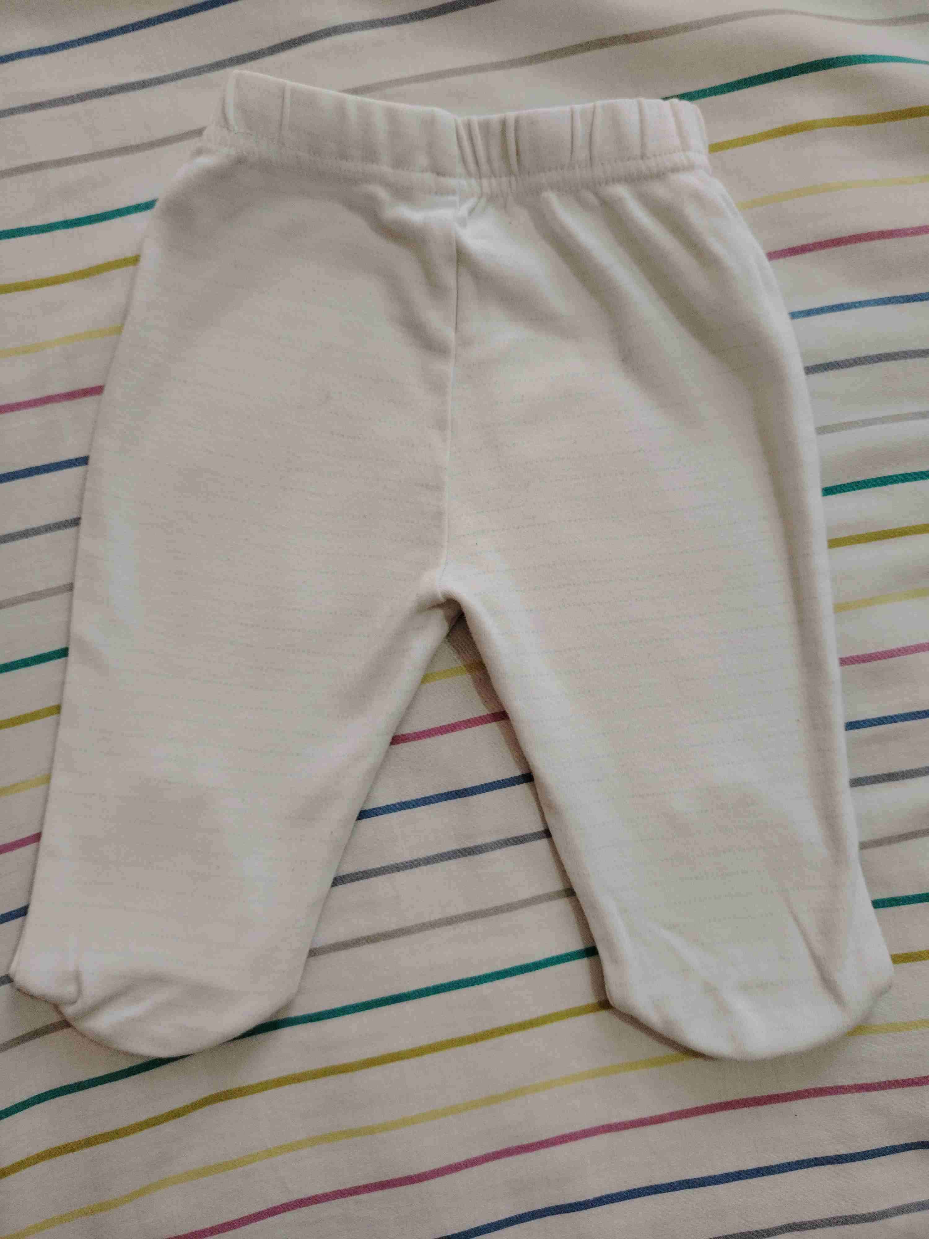 Pantys de bebé blancos con líneas de puntitos - miniatura 3