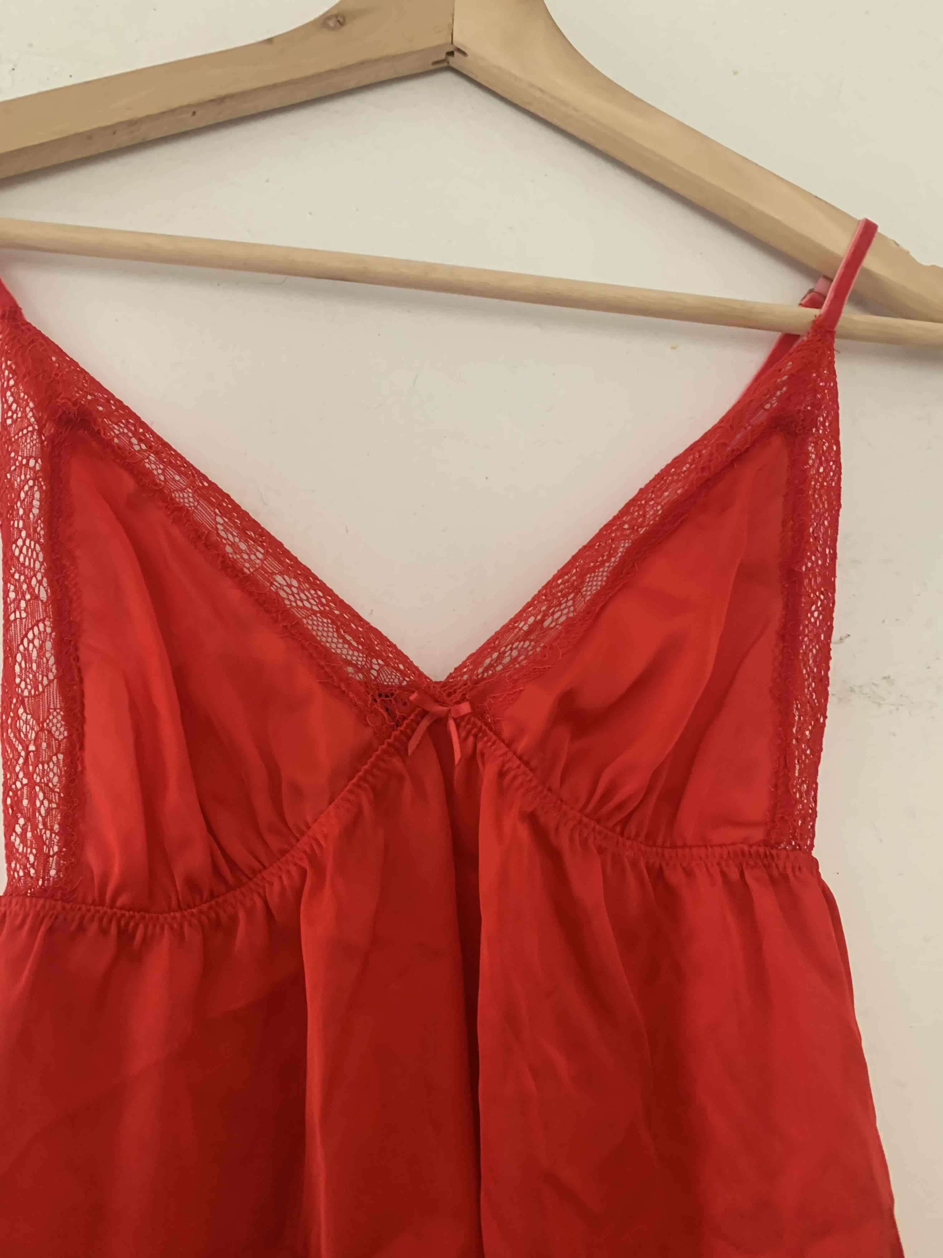 Pijama 2 piezas rojo de encaje - miniatura 2