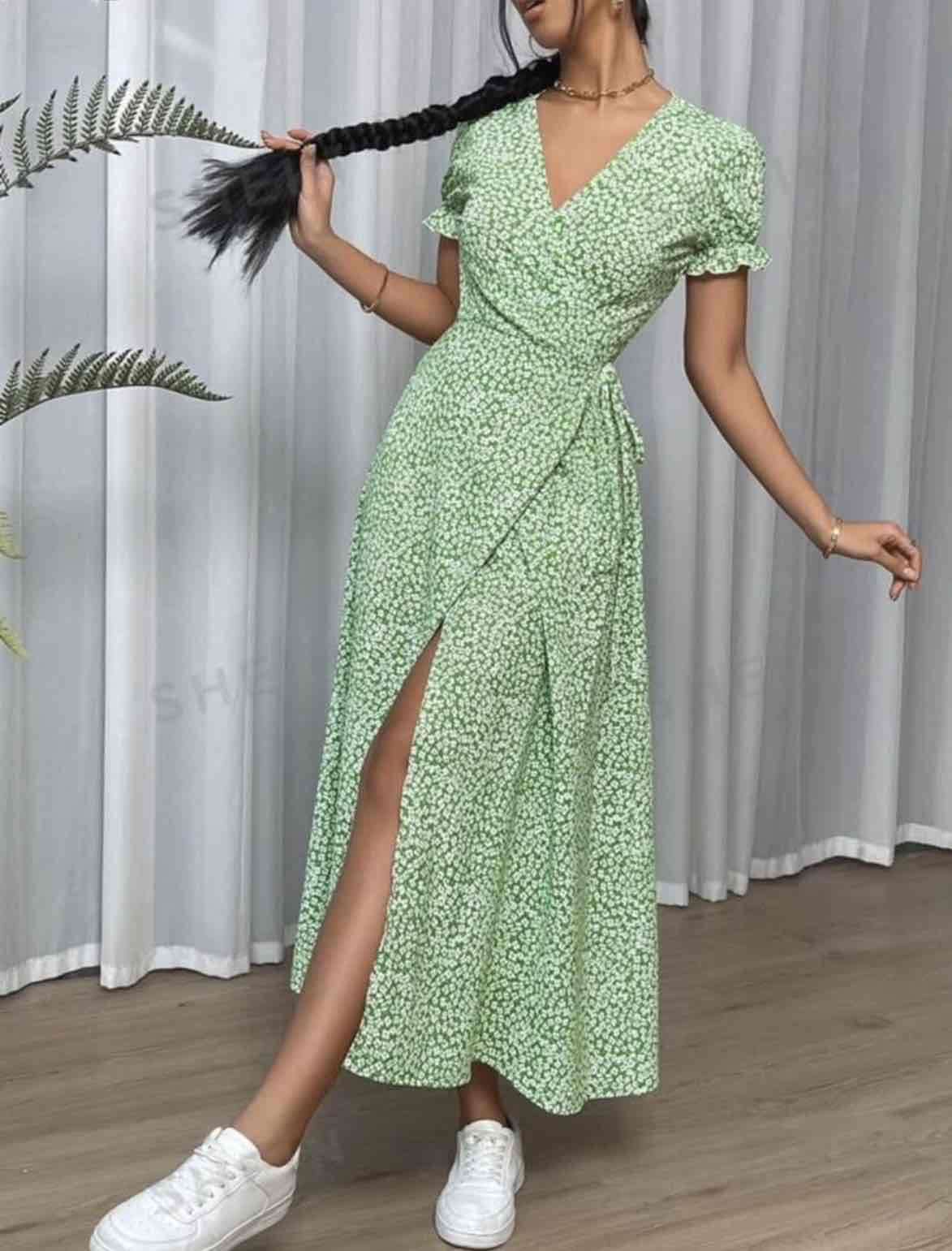 Vestido verde floreado casual