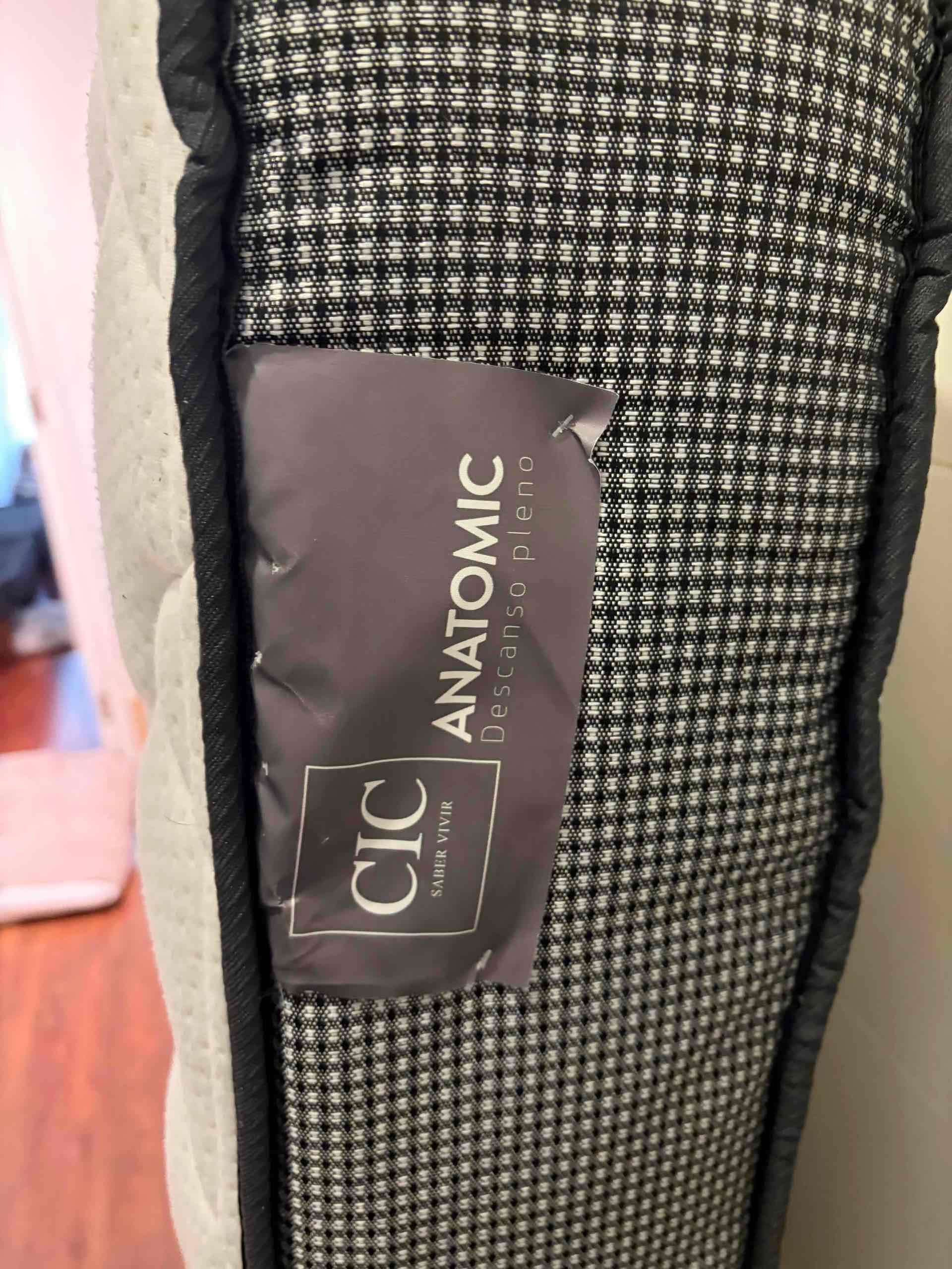 Cama dos plazas con respaldo y colchón - miniatura 4