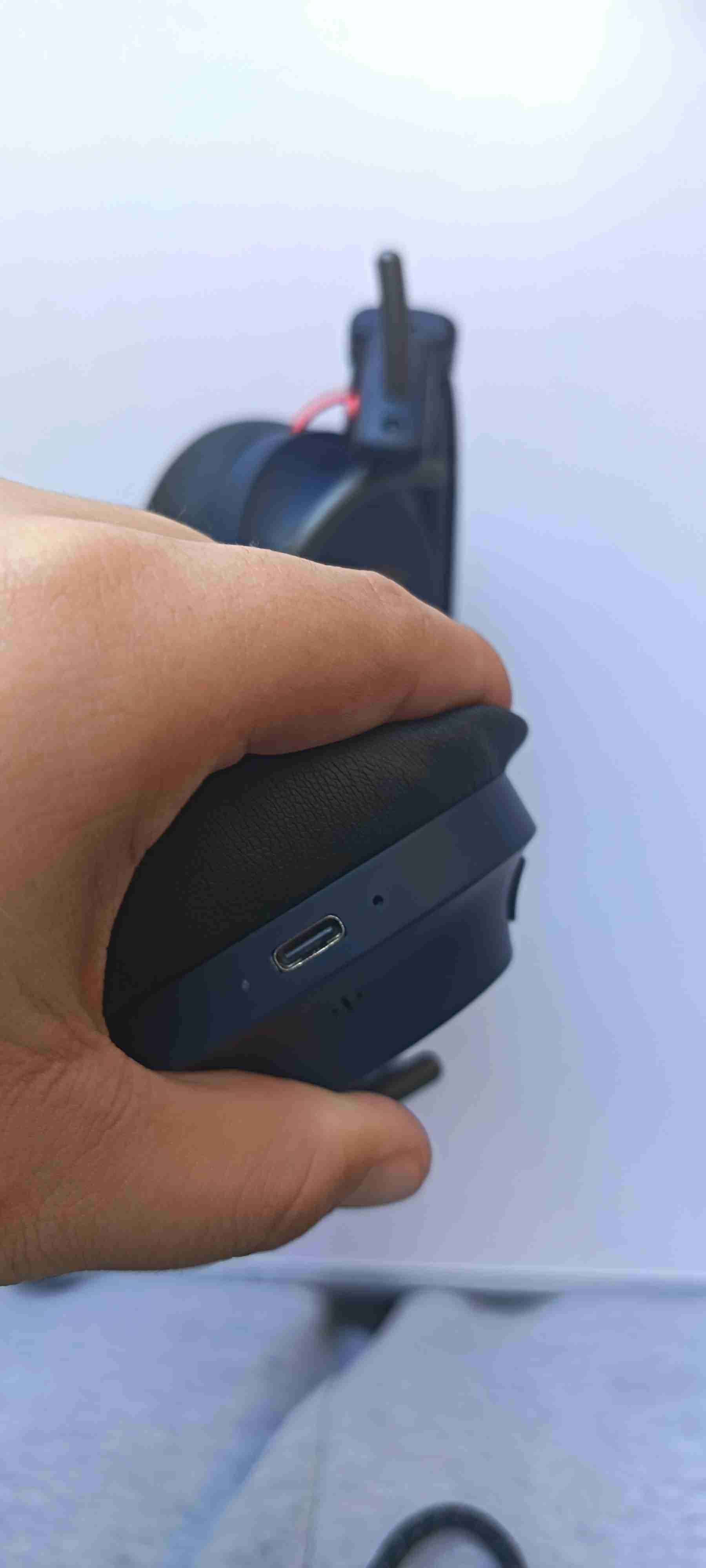 Auriculares over-ear negros red bull - miniatura 3