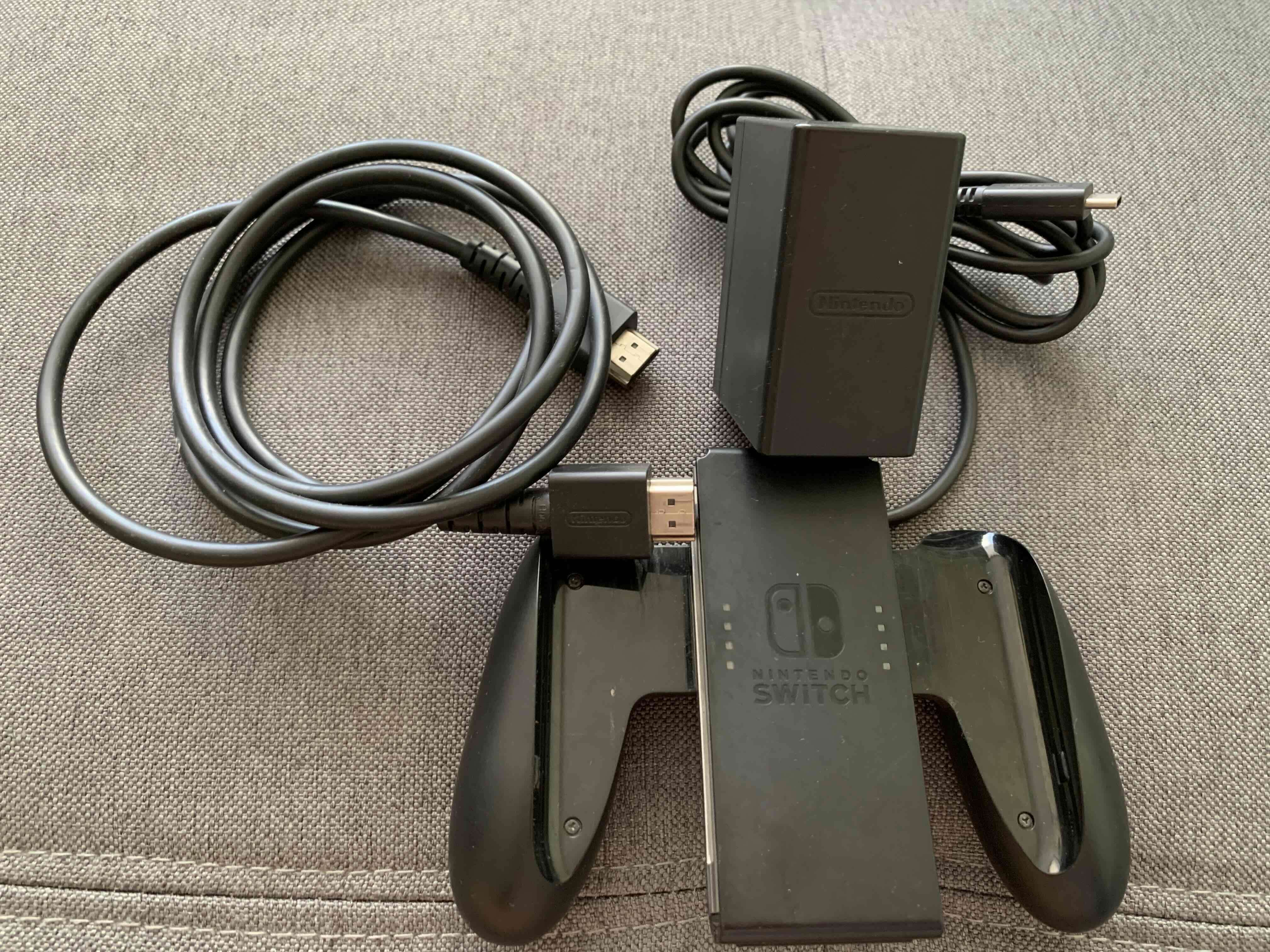 Nintendo Switch + Accesorios + Bolso Mario - miniatura 4