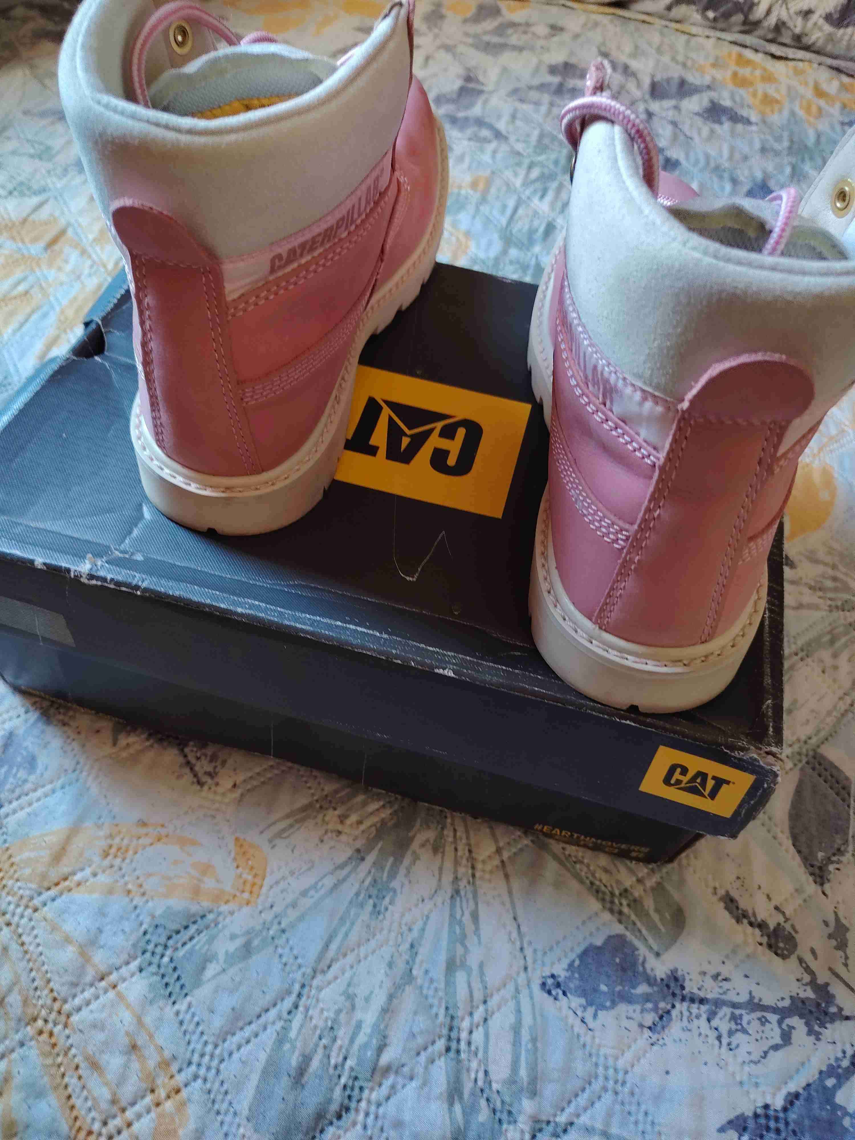 Botas rosadas Caterpillar - miniatura 2