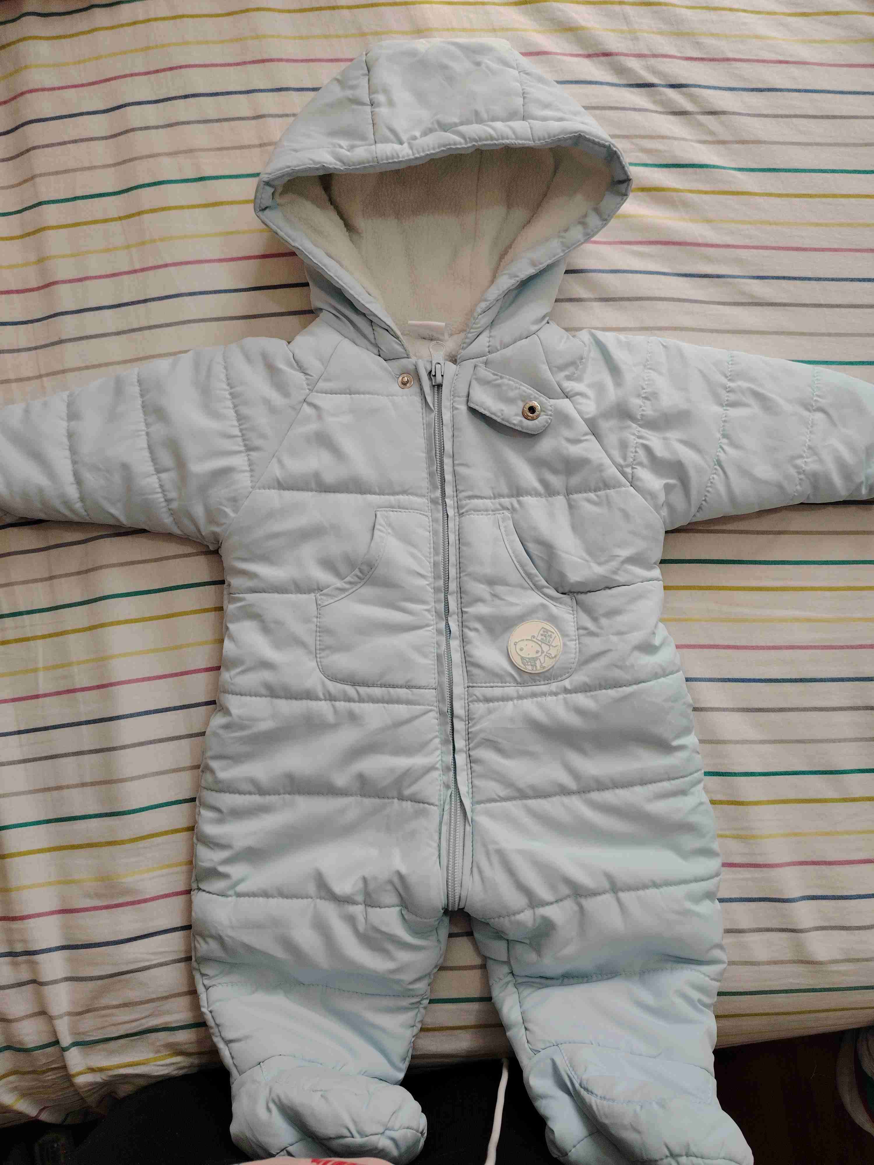 Enterito acolchado de invierno celeste bebé