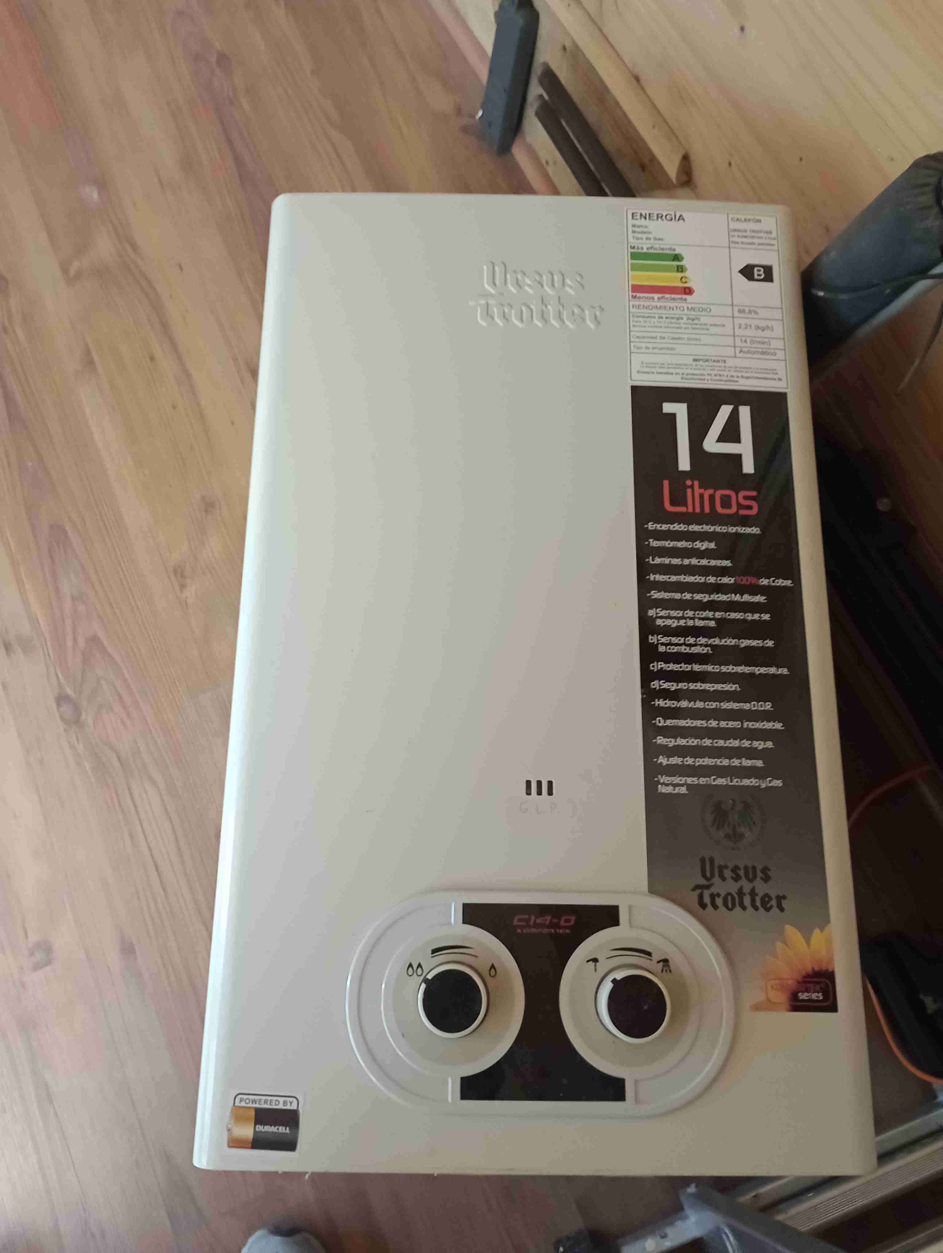 Calefón Ursus Trotter 14 Litros - miniatura 2