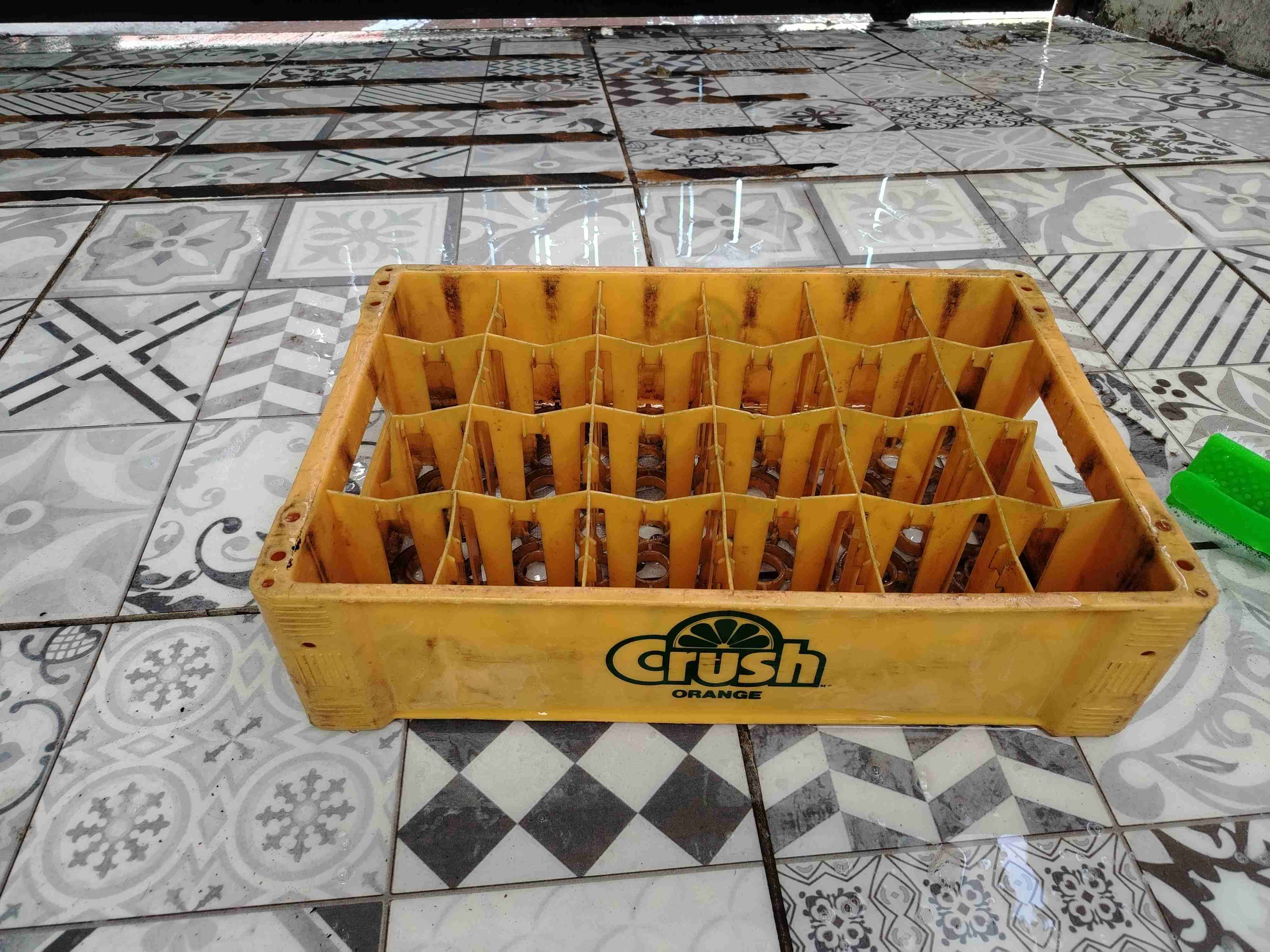 Cajas antiguas y  botellas vintage - miniatura 4