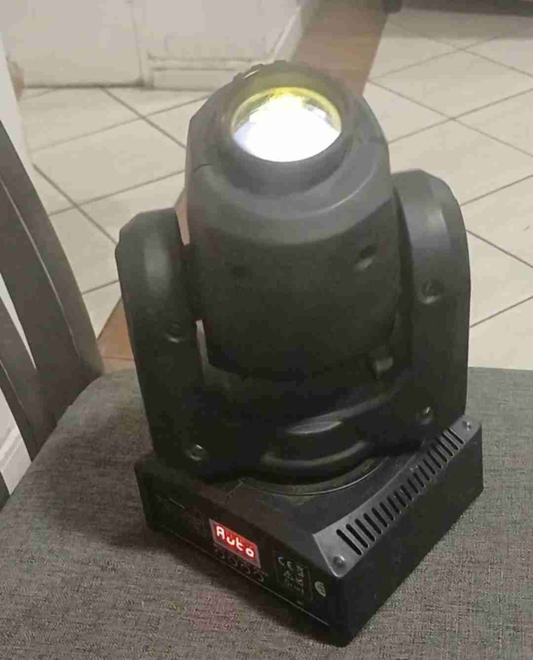 Equipo de audio y luces para eventos - miniatura 2