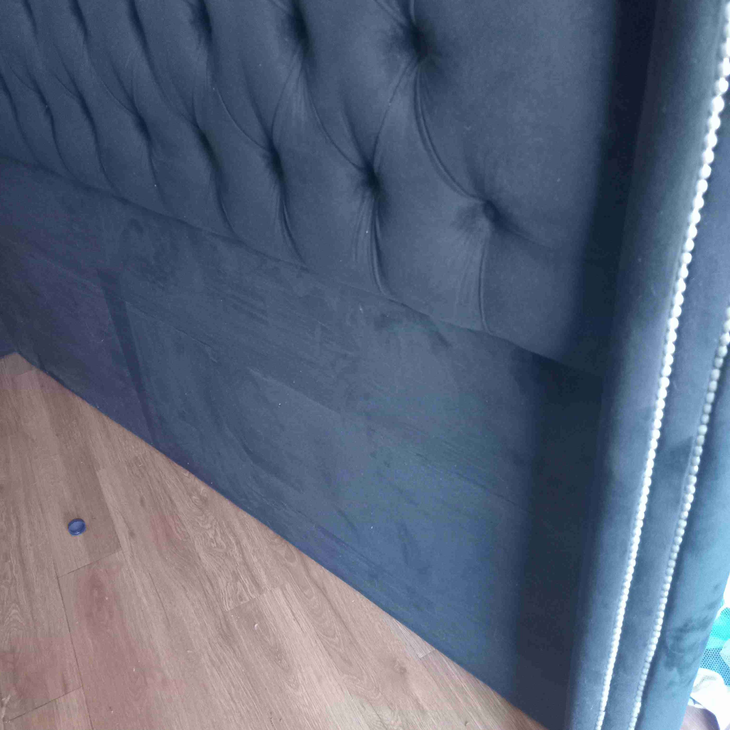 Cabecera de cama capitoné negra - miniatura 4