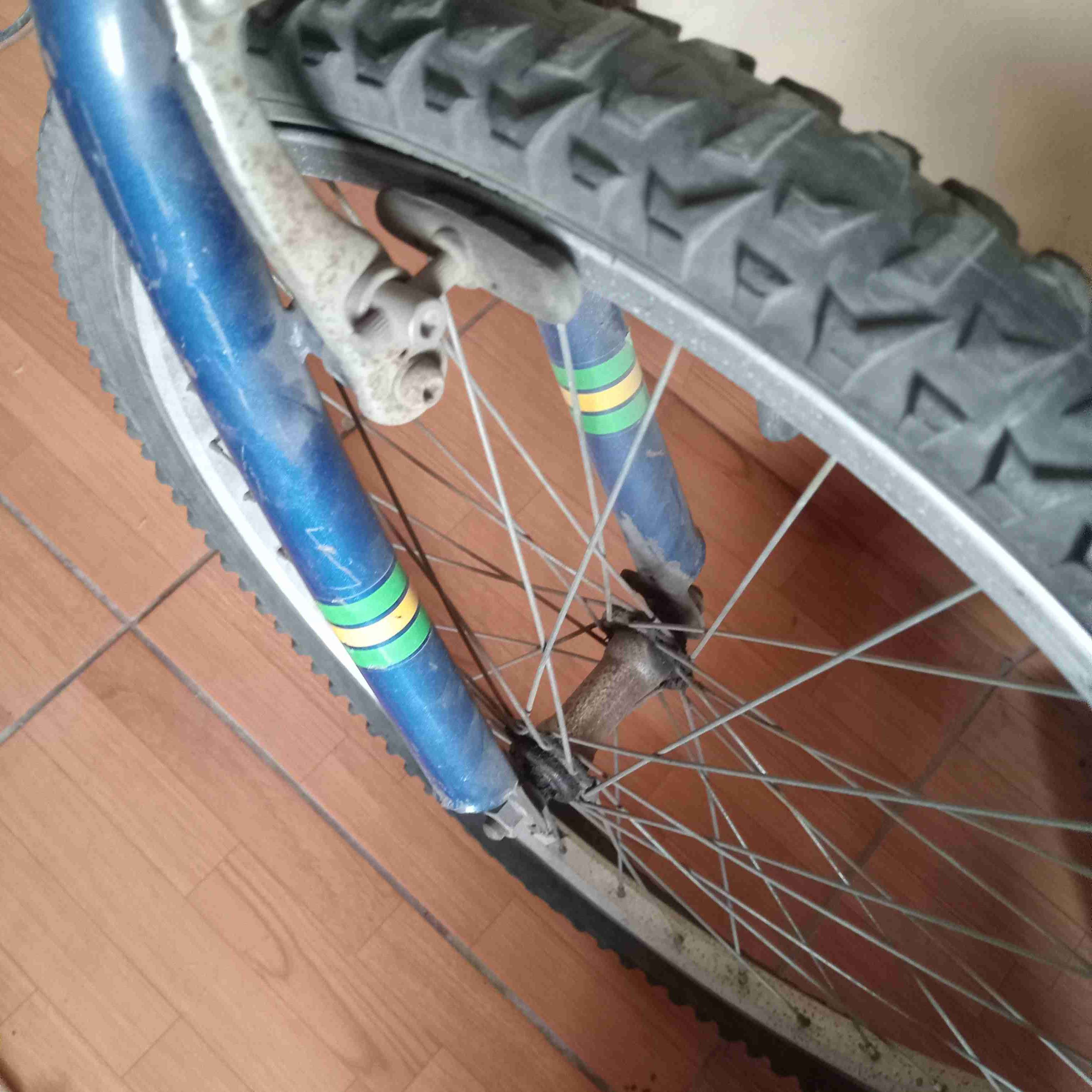 Bicicleta Oxford azul aro 24 usada - miniatura 4