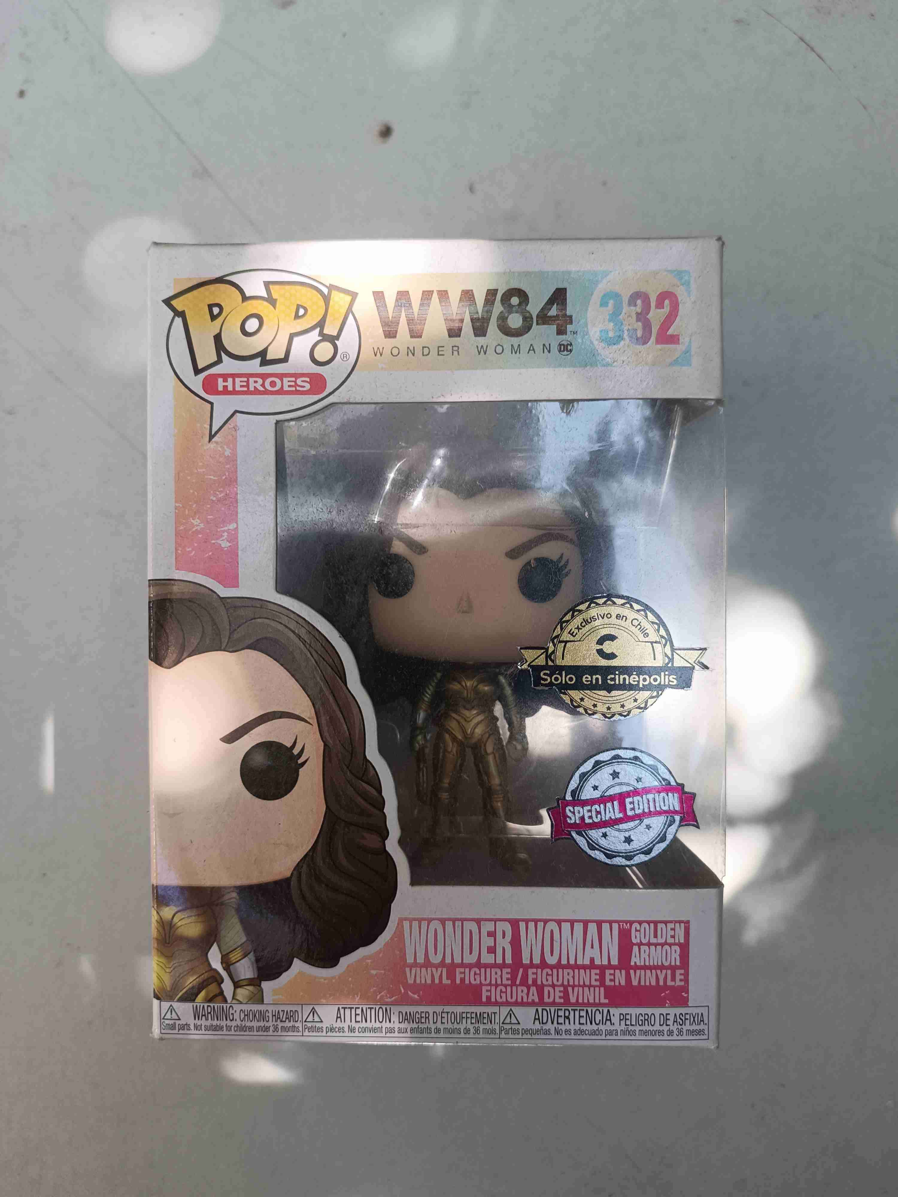 Figura Funko Pop Mujer Maravilla edición especial