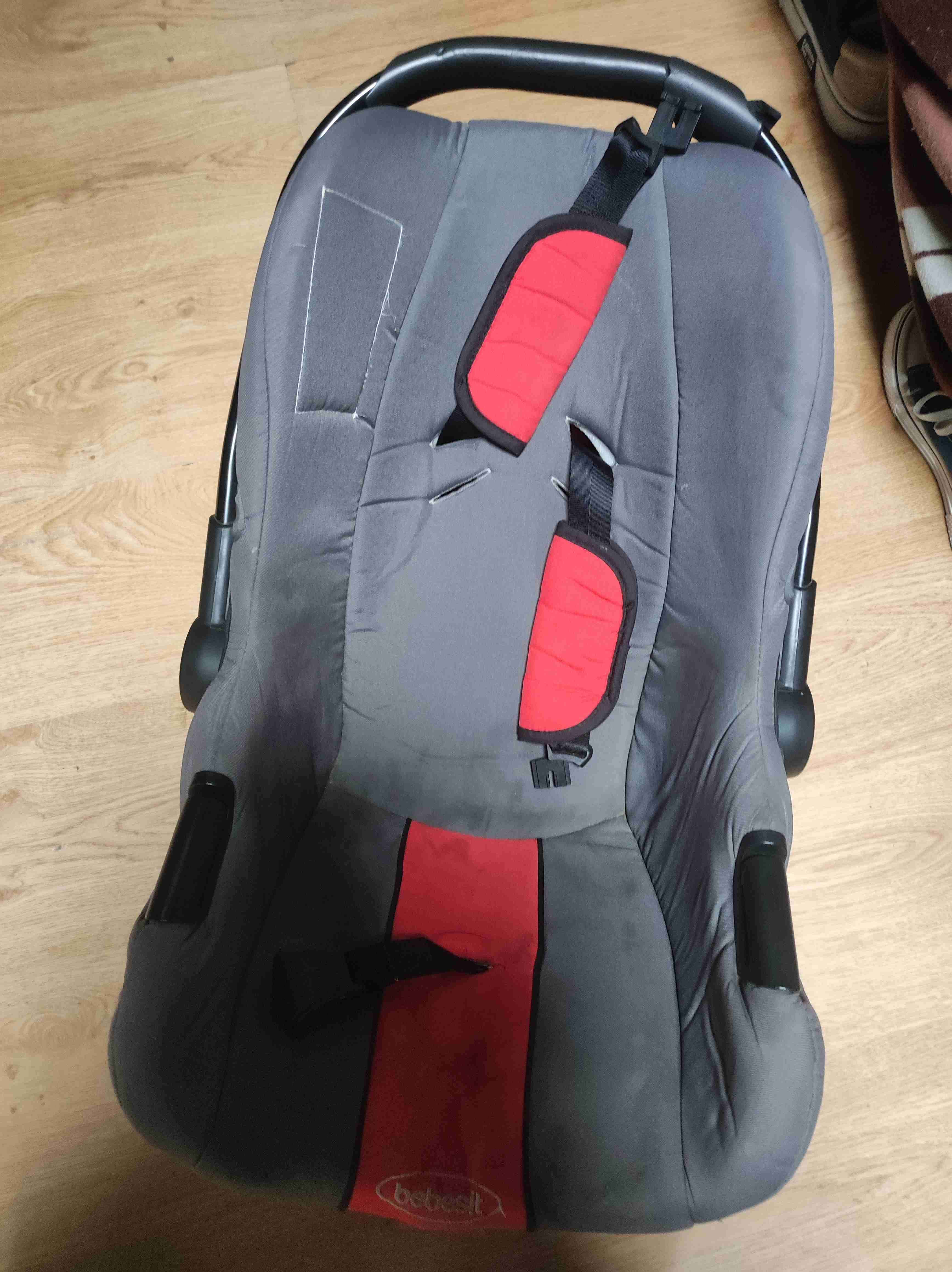 Silla de auto para bebé