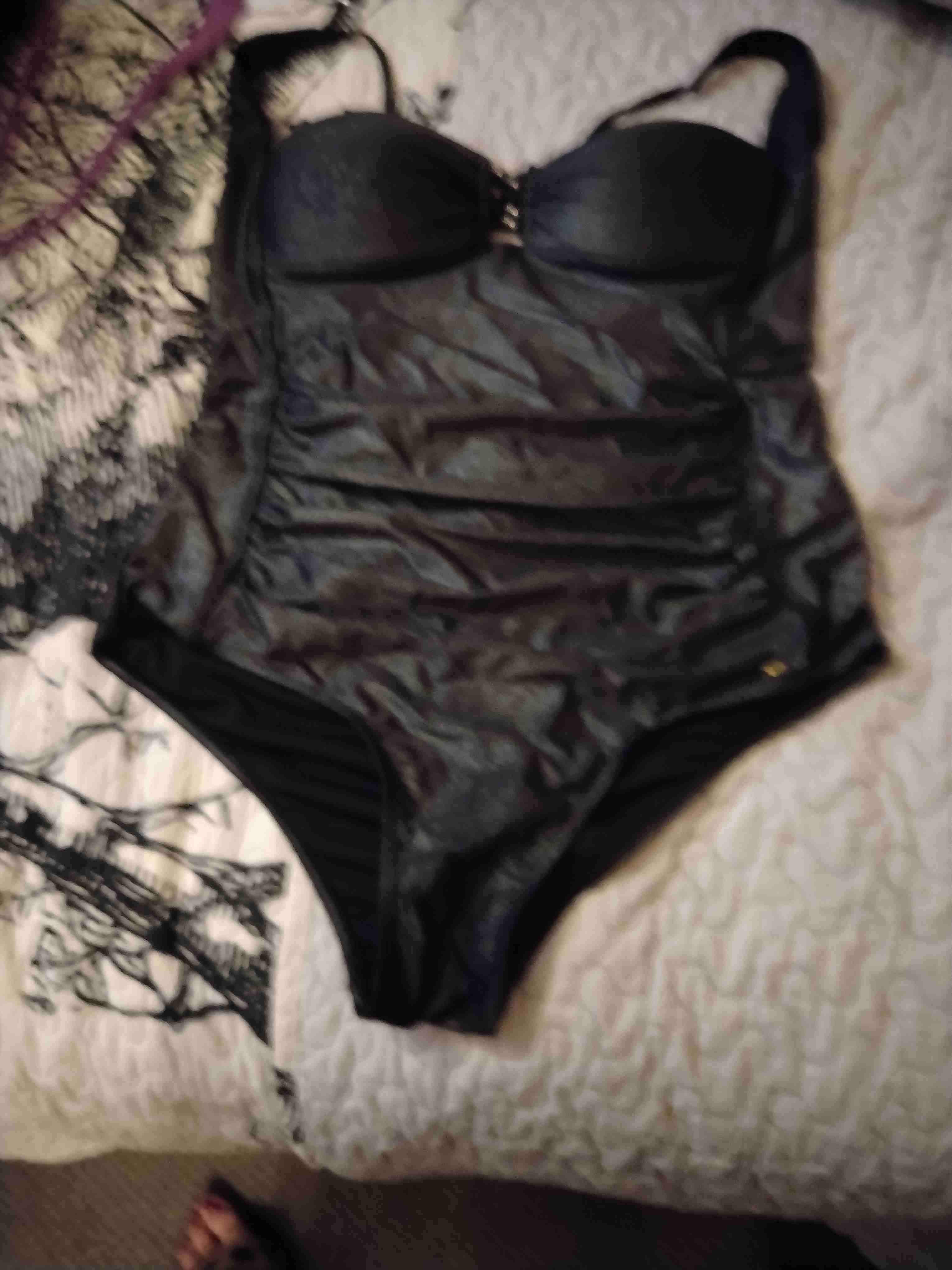 Traje de baño negro elegante - 2