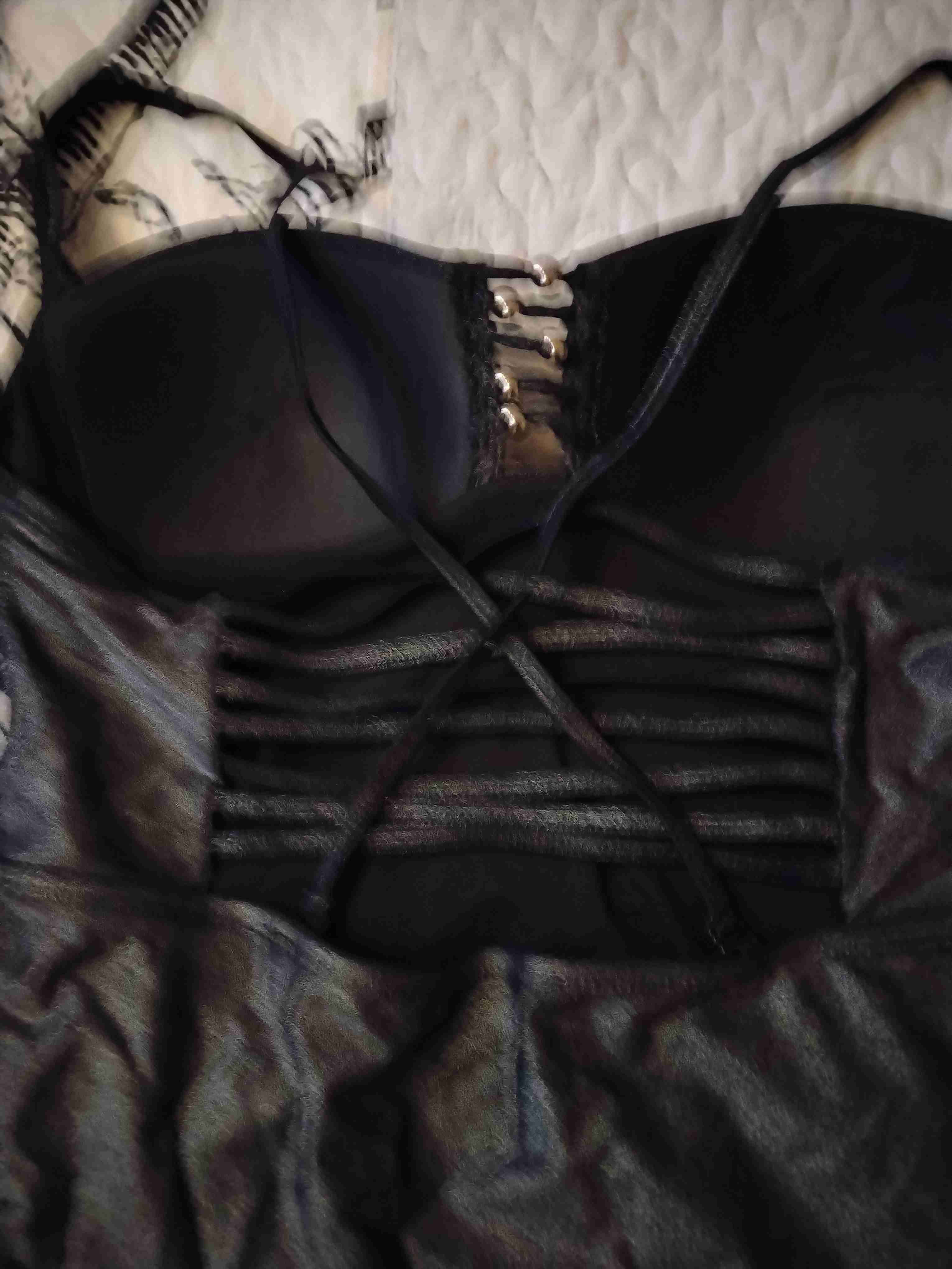 Traje de baño negro elegante - 4