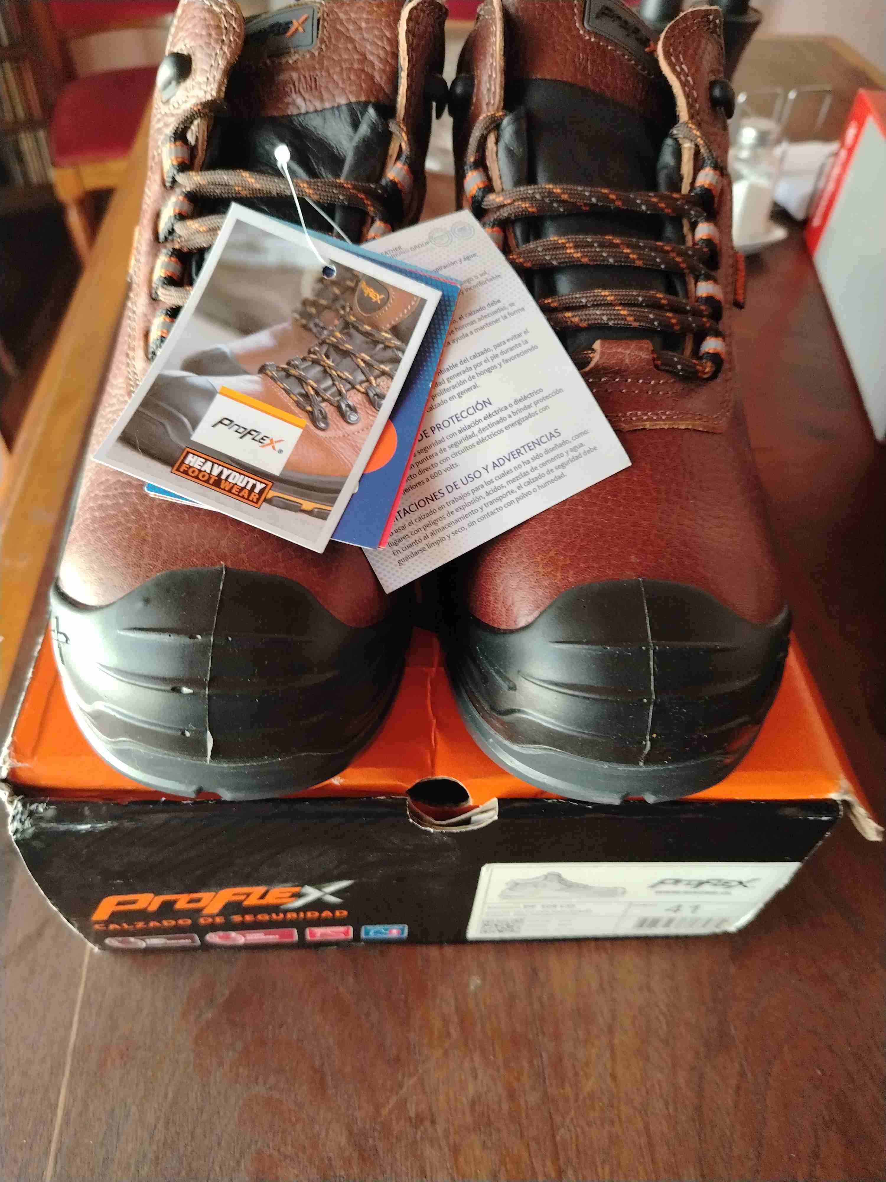 Botas de seguridad café Proflex