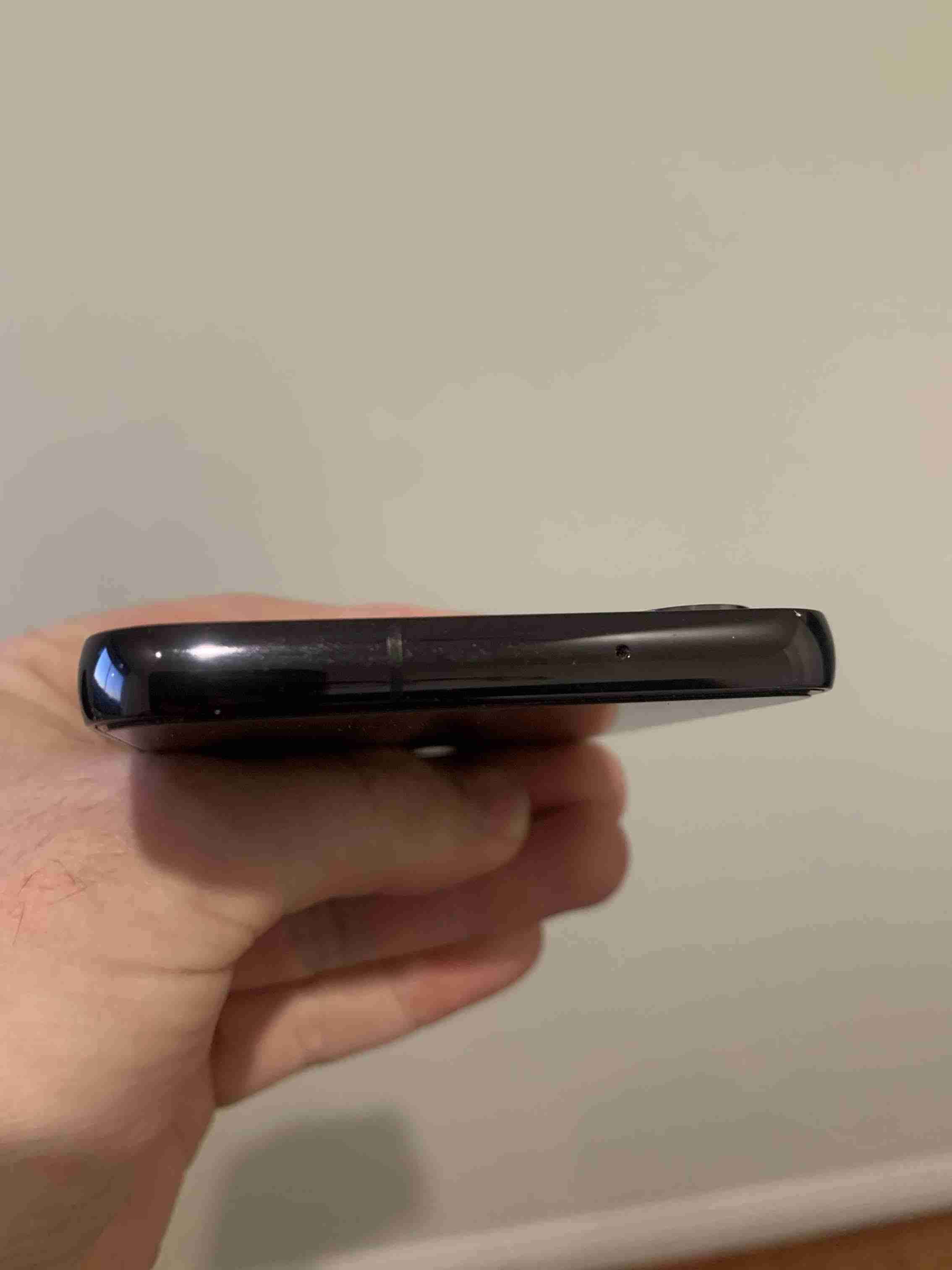 Samsung Galaxy S23 con caja - miniatura 3