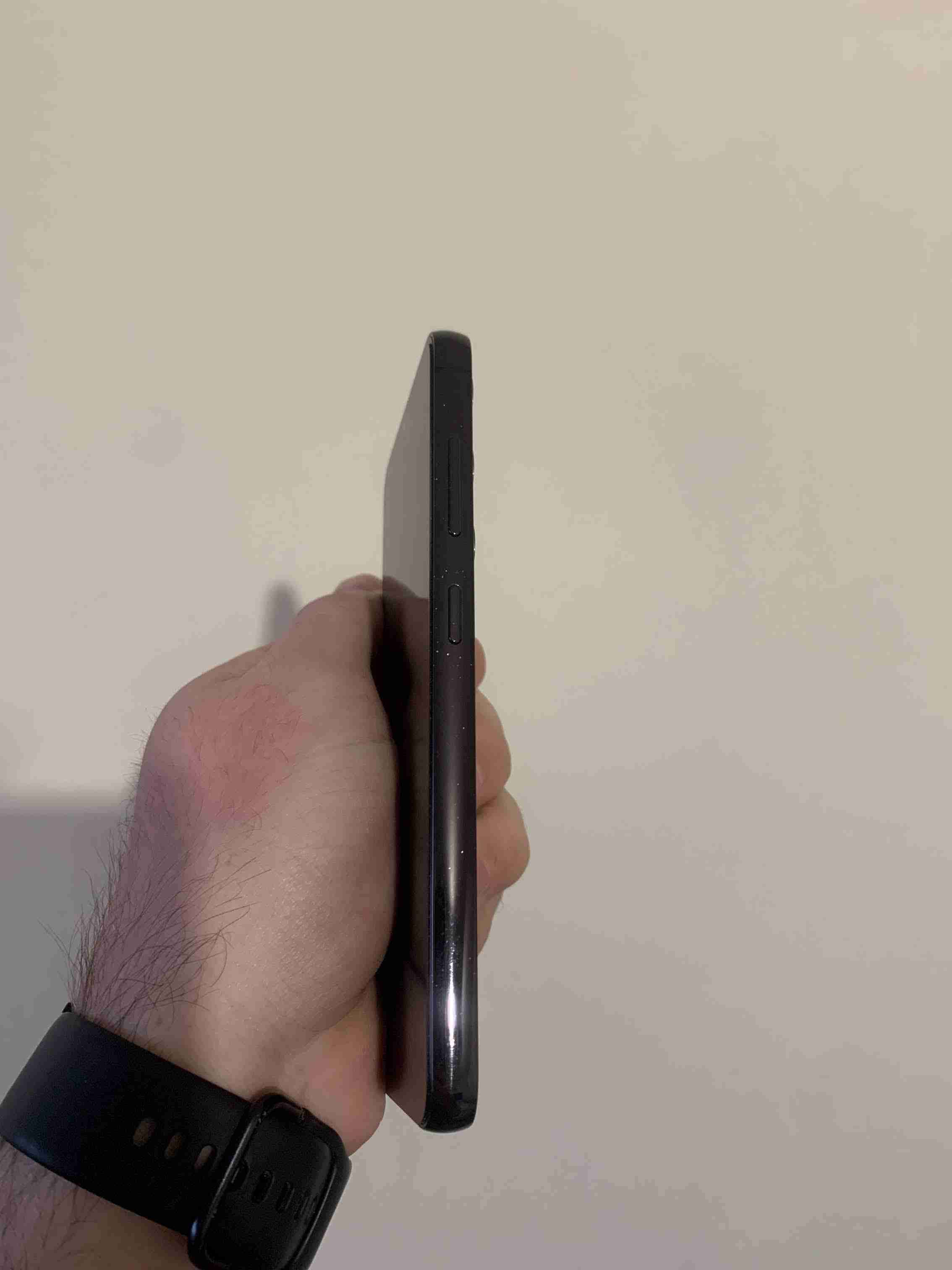 Samsung Galaxy S23 con caja - miniatura 5