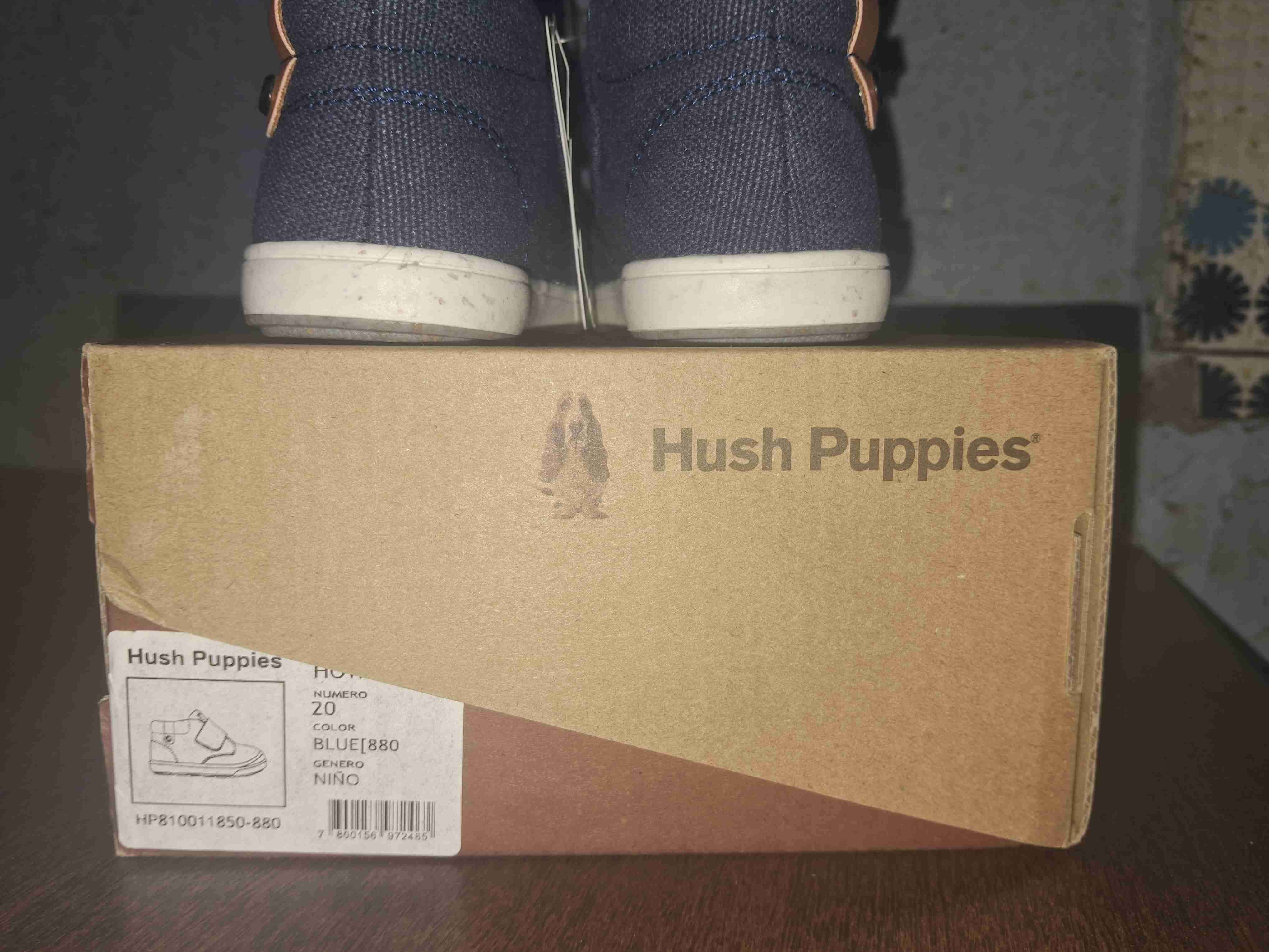 Zapatillas de bebé azul tipo mezclilla. - miniatura 3