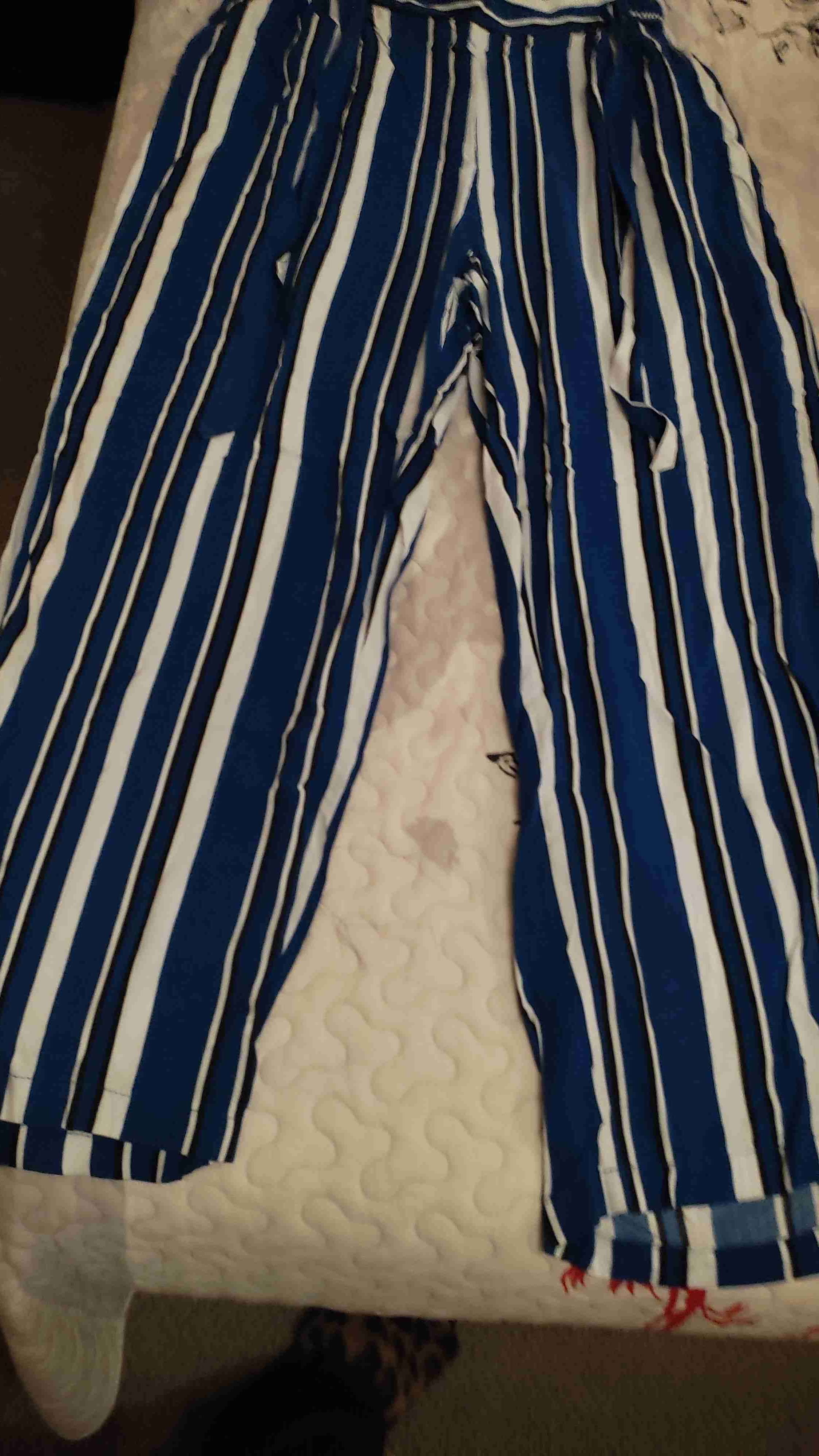 Pantalones rayados azules