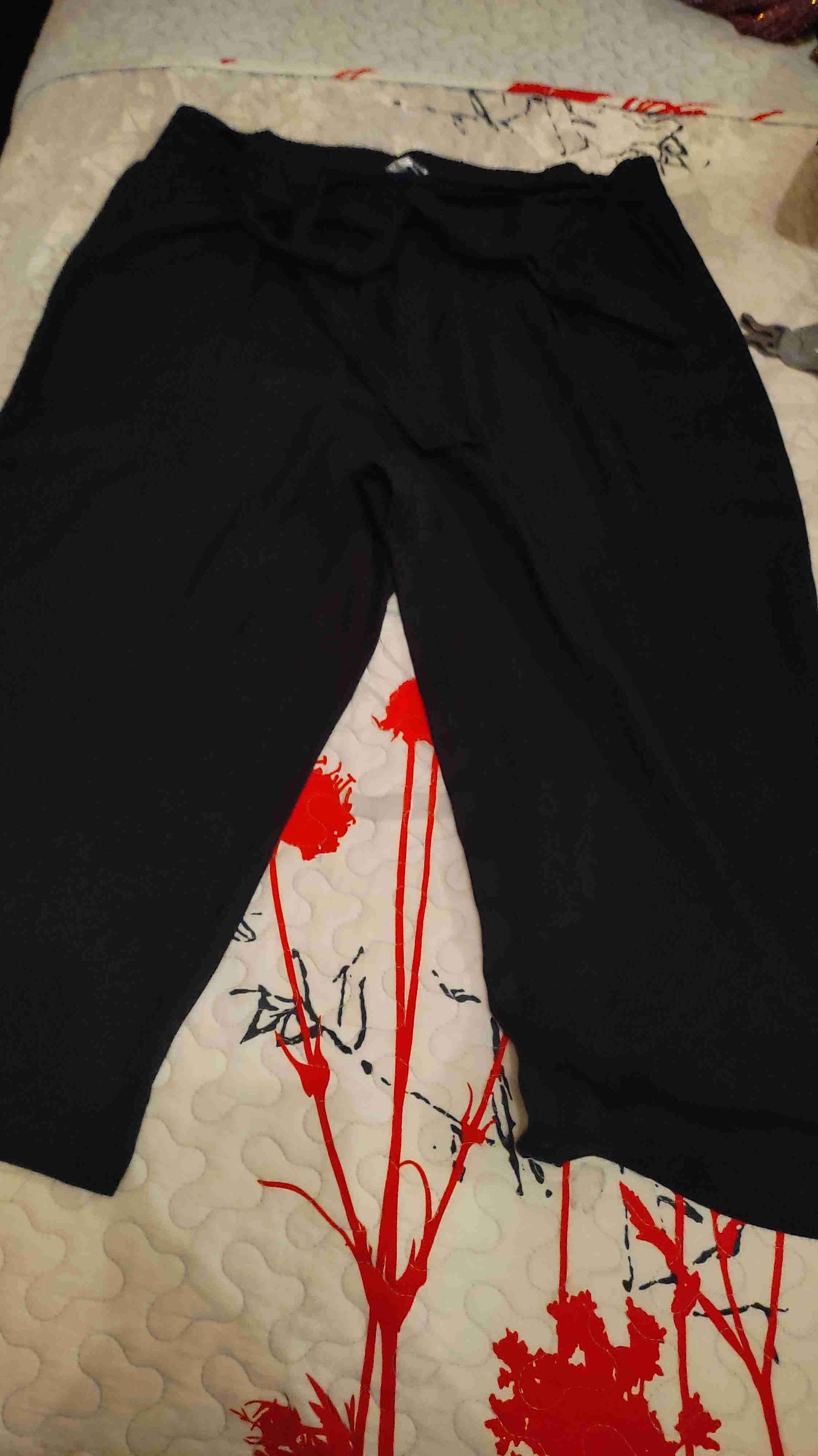 Pantalón negro con cinturón - miniatura 2