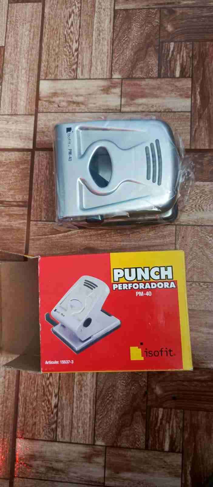 Perforadora de papel Isofit PM-40