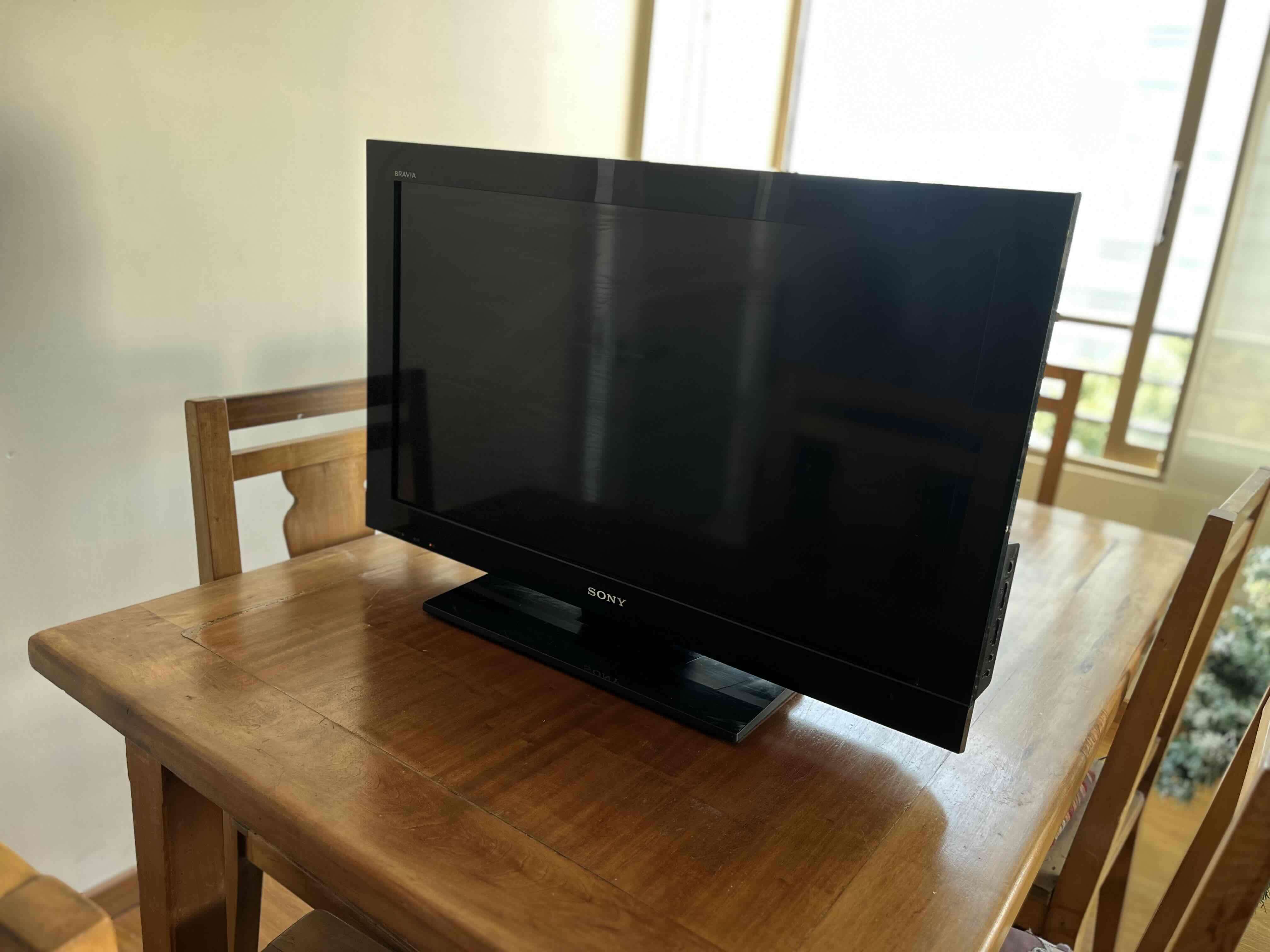 Televisor Sony Bravia 32 pulgadas - miniatura 3
