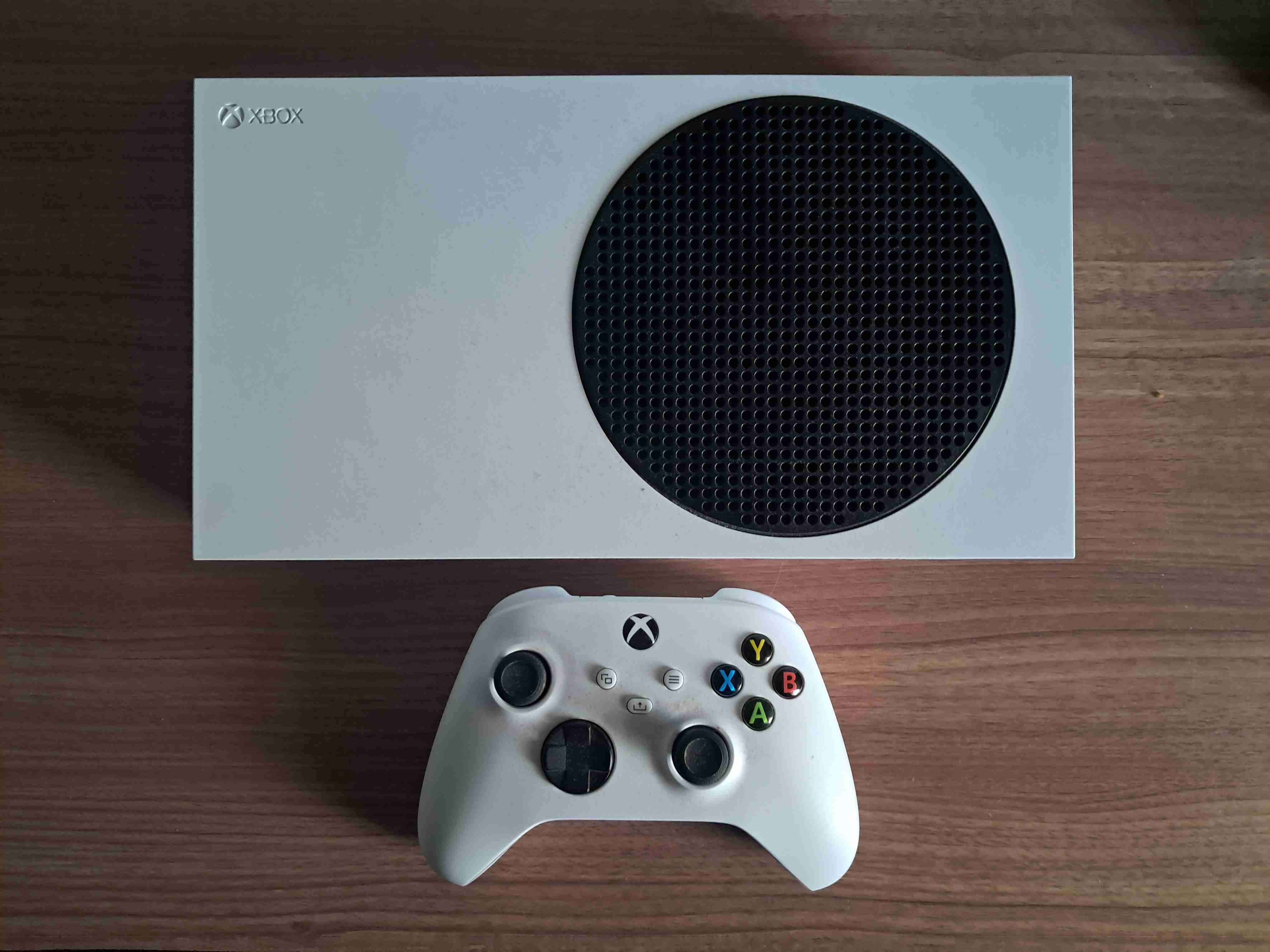 Consola Xbox Series S + 3 juegos digitales - miniatura 2