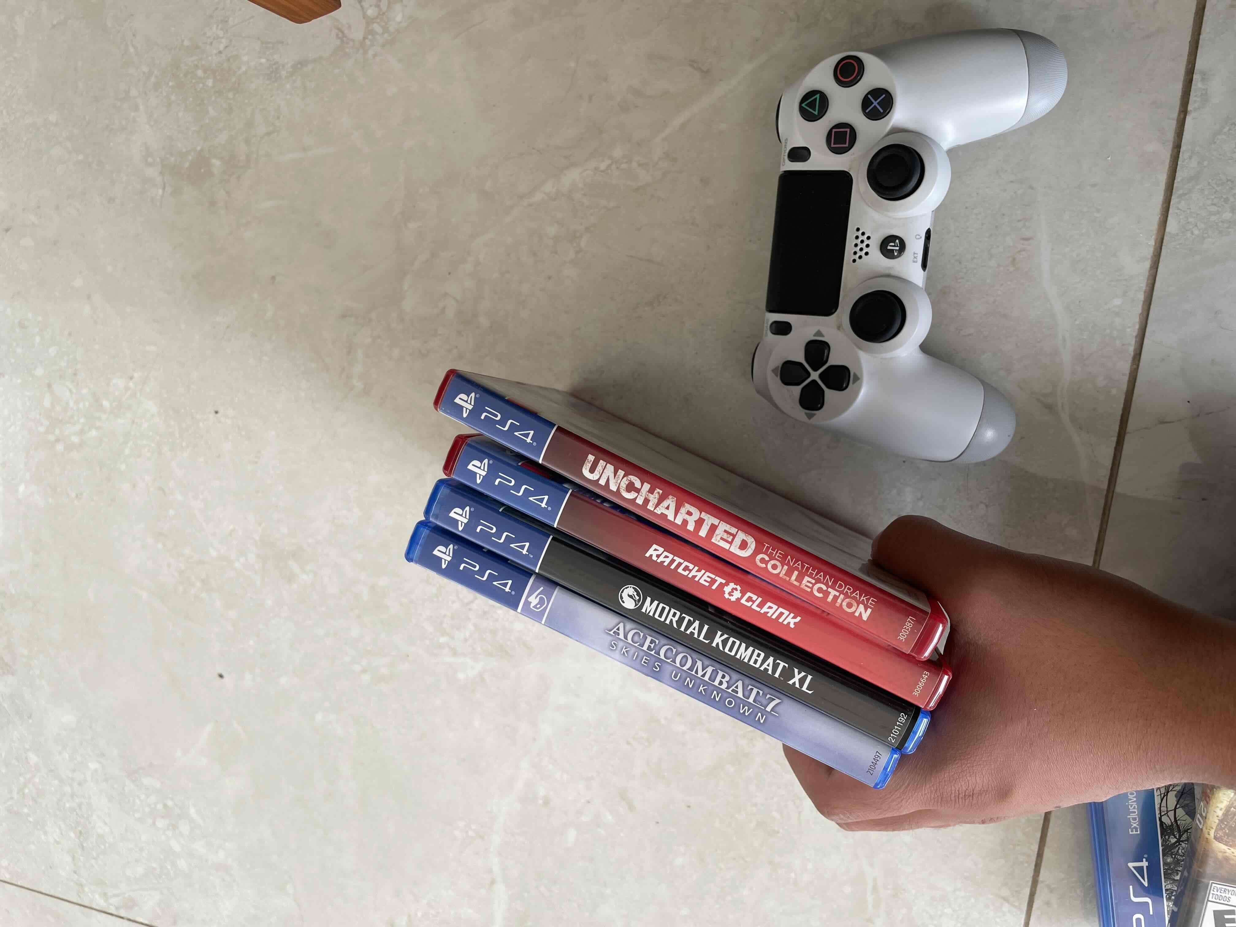 Consola PlayStation 4 negra - miniatura 5