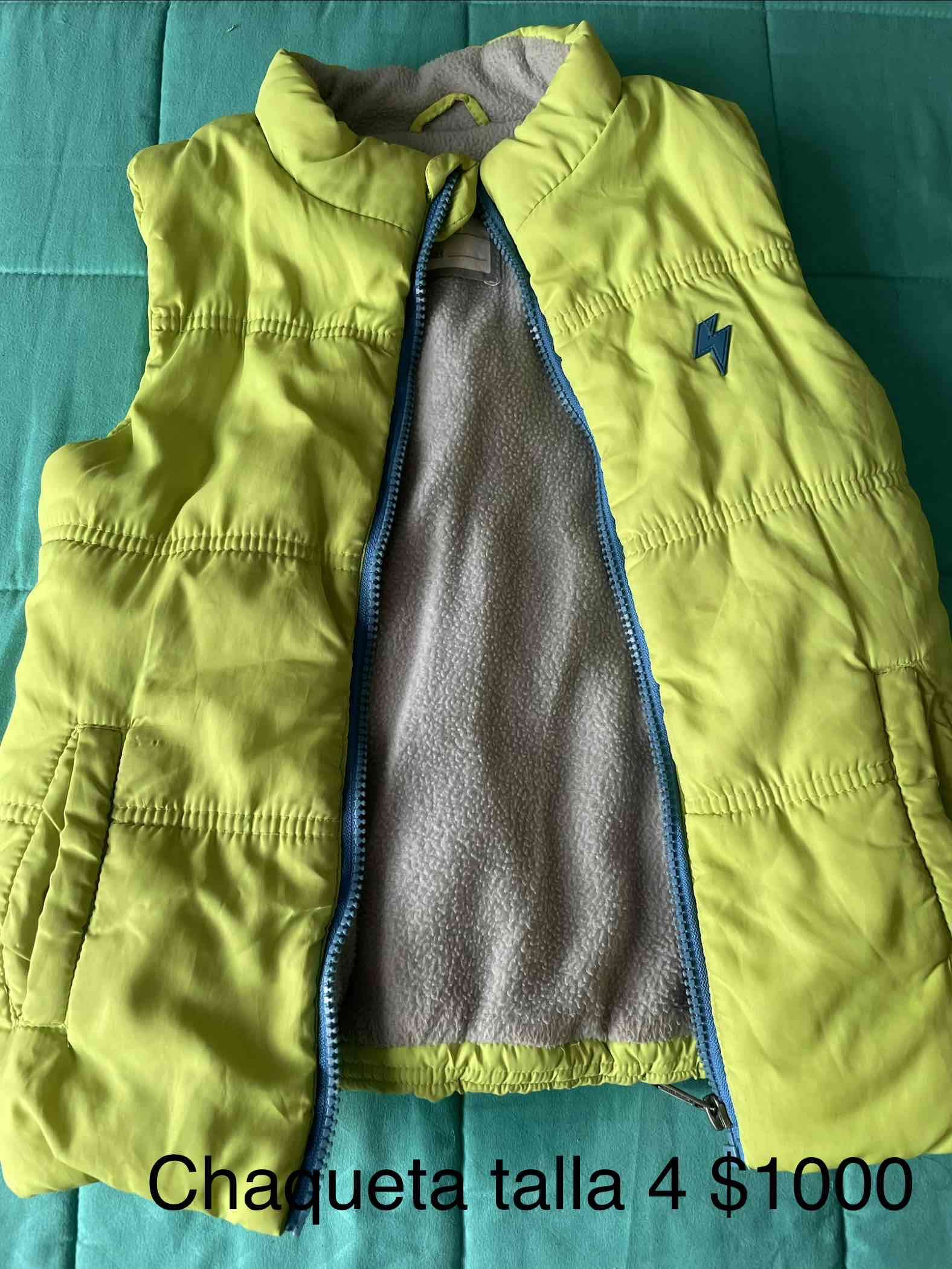 Ropita niño talla 4 - miniatura 4