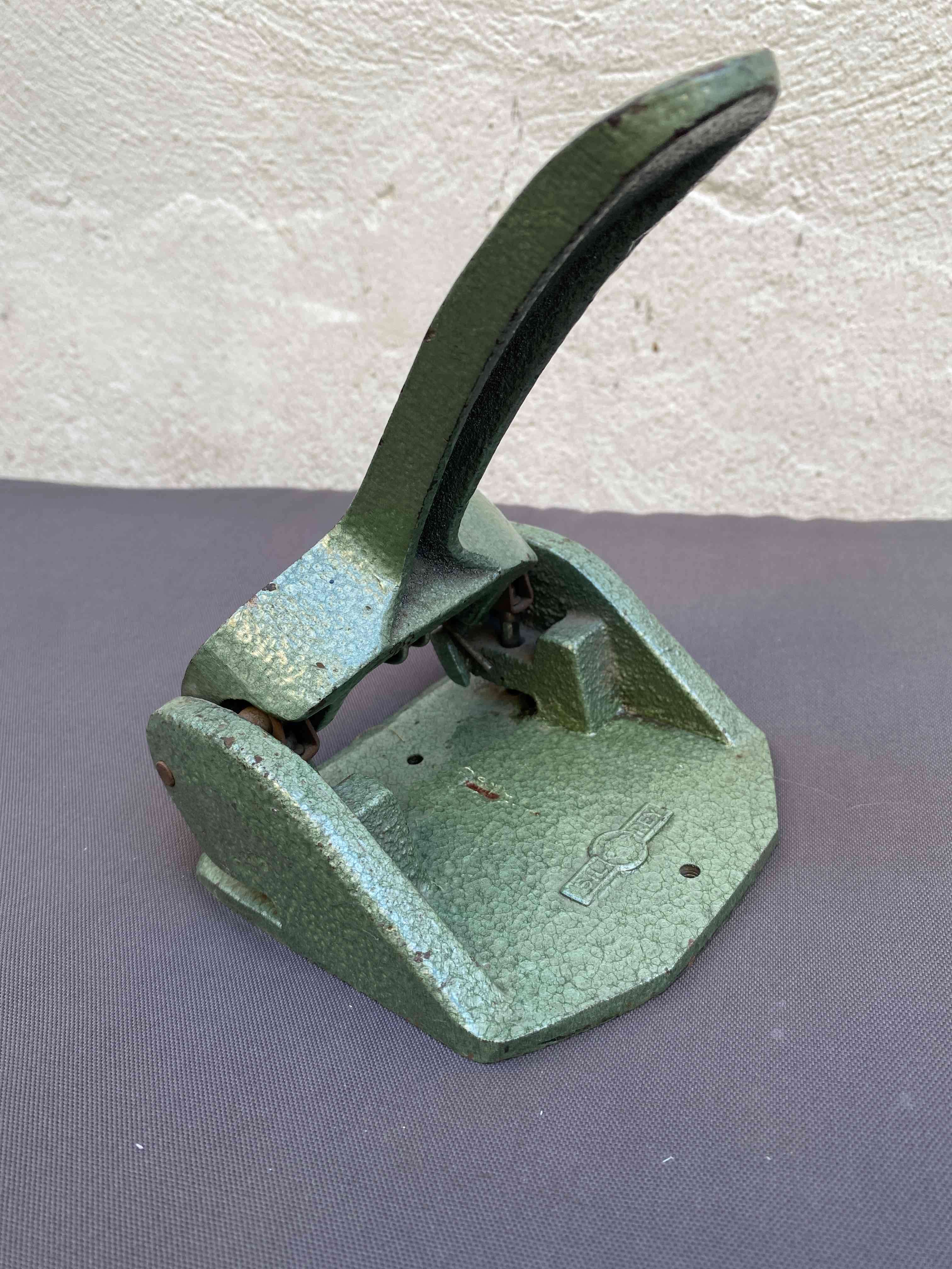 Perforadora vintage metálica verde Marca Sil Rey - miniatura 5