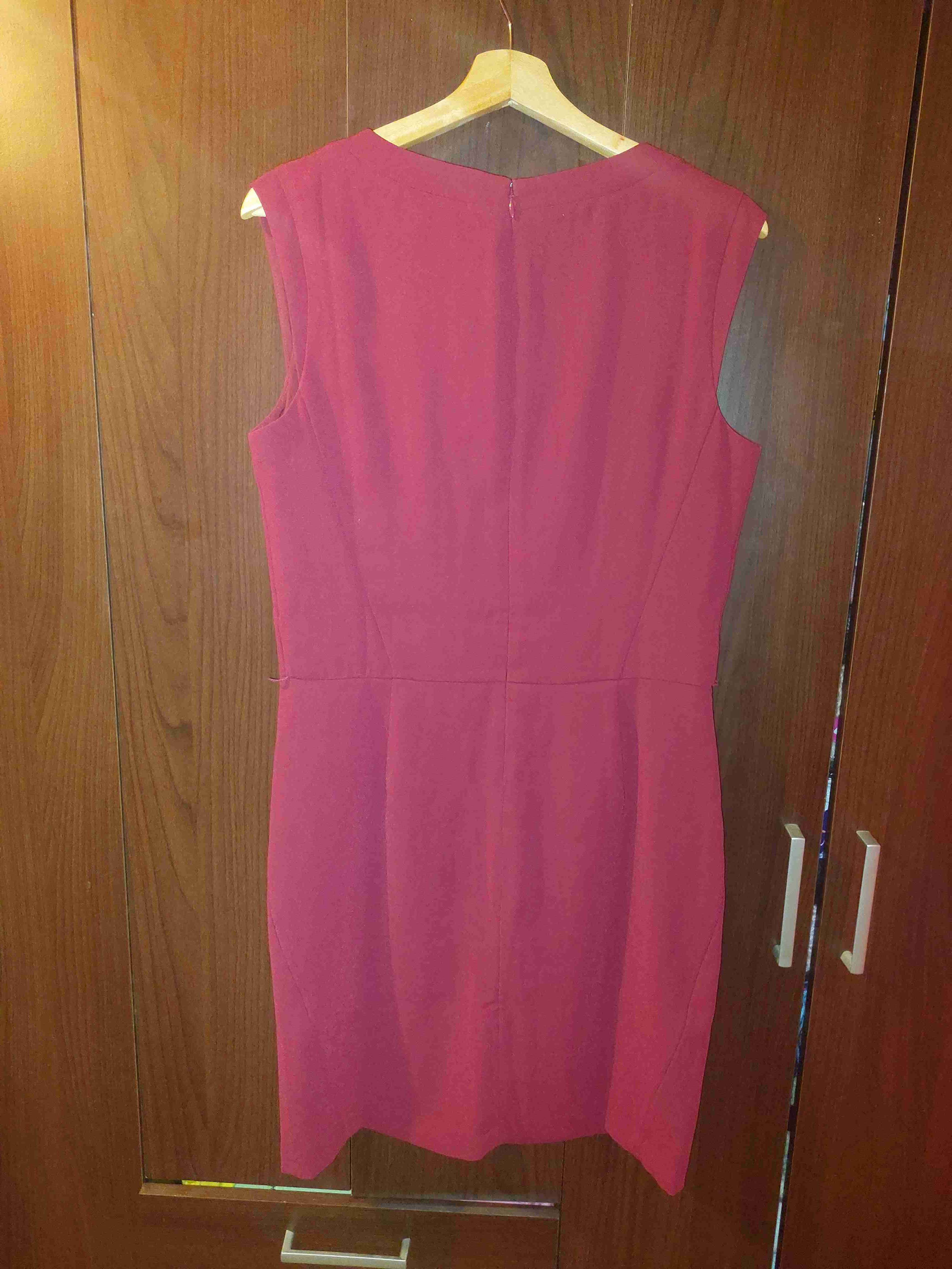 Vestido rojo sin mangas