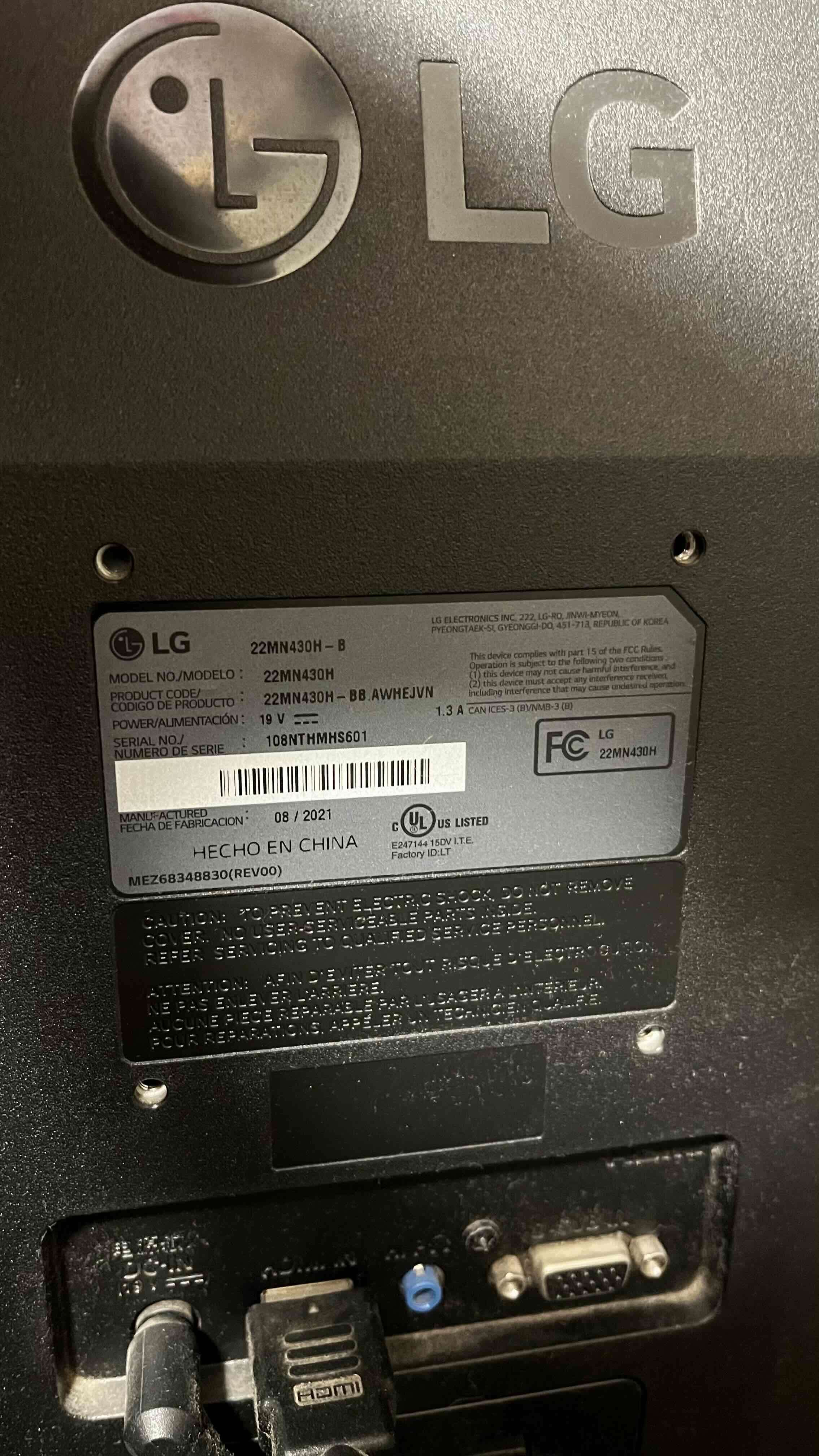 PC gamer con iluminación RGB - miniatura 3