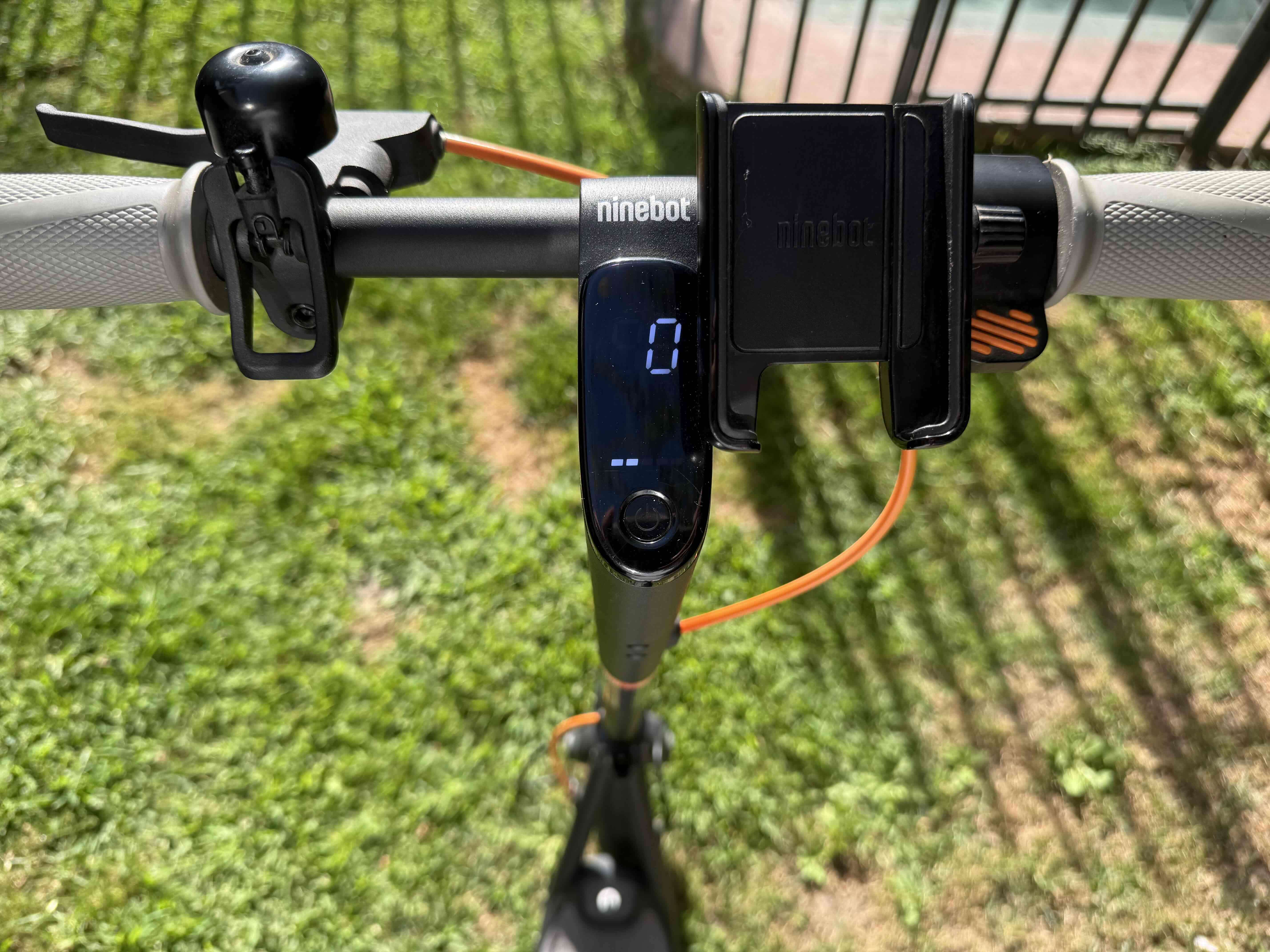 Scooter eléctrico Segway Ninebot F30 $300.000 - miniatura 2