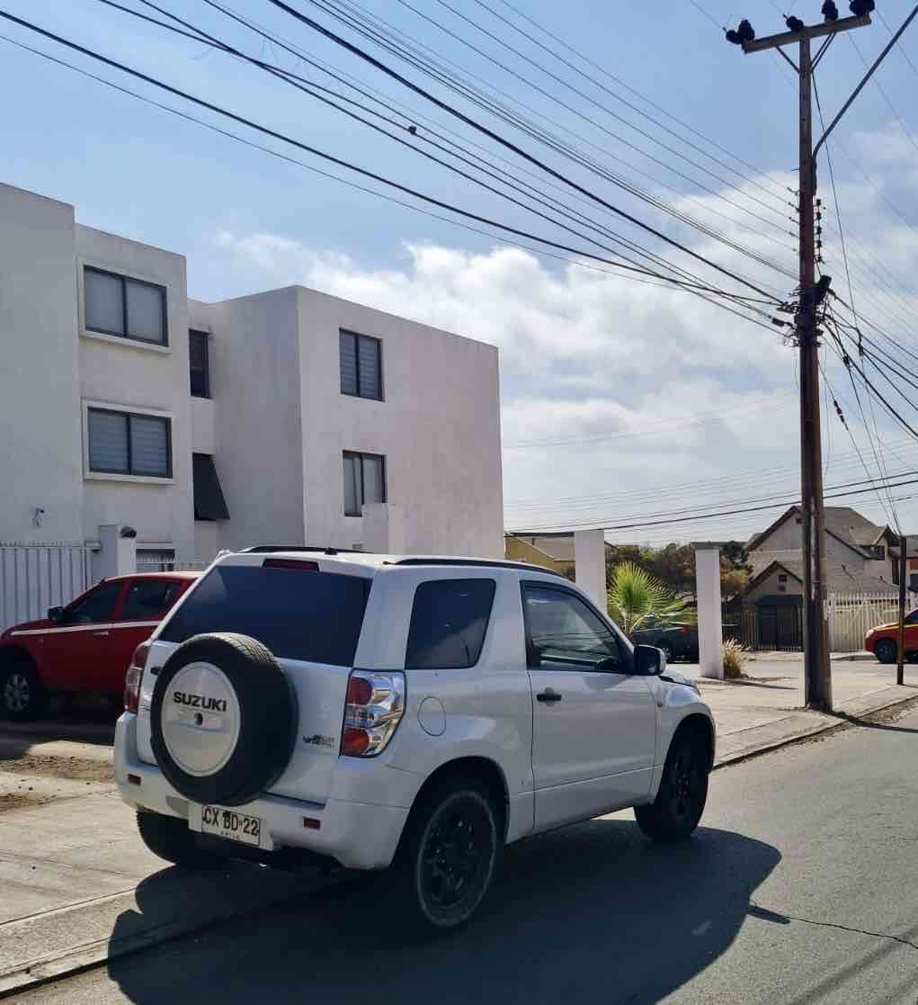 Jeep Grand Vitara 2011 - miniatura 3