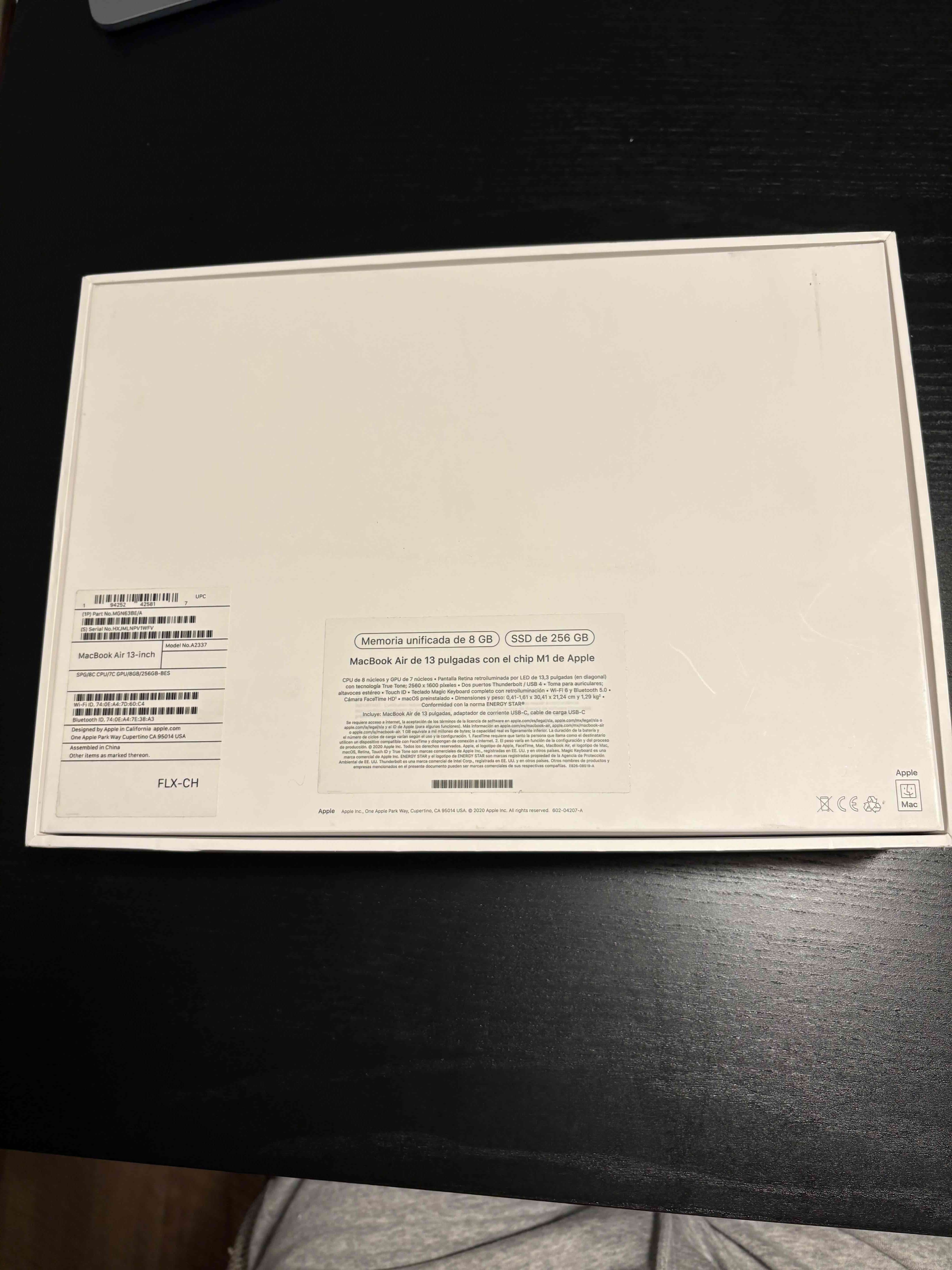 MacBook Air gris espacioso - miniatura 3