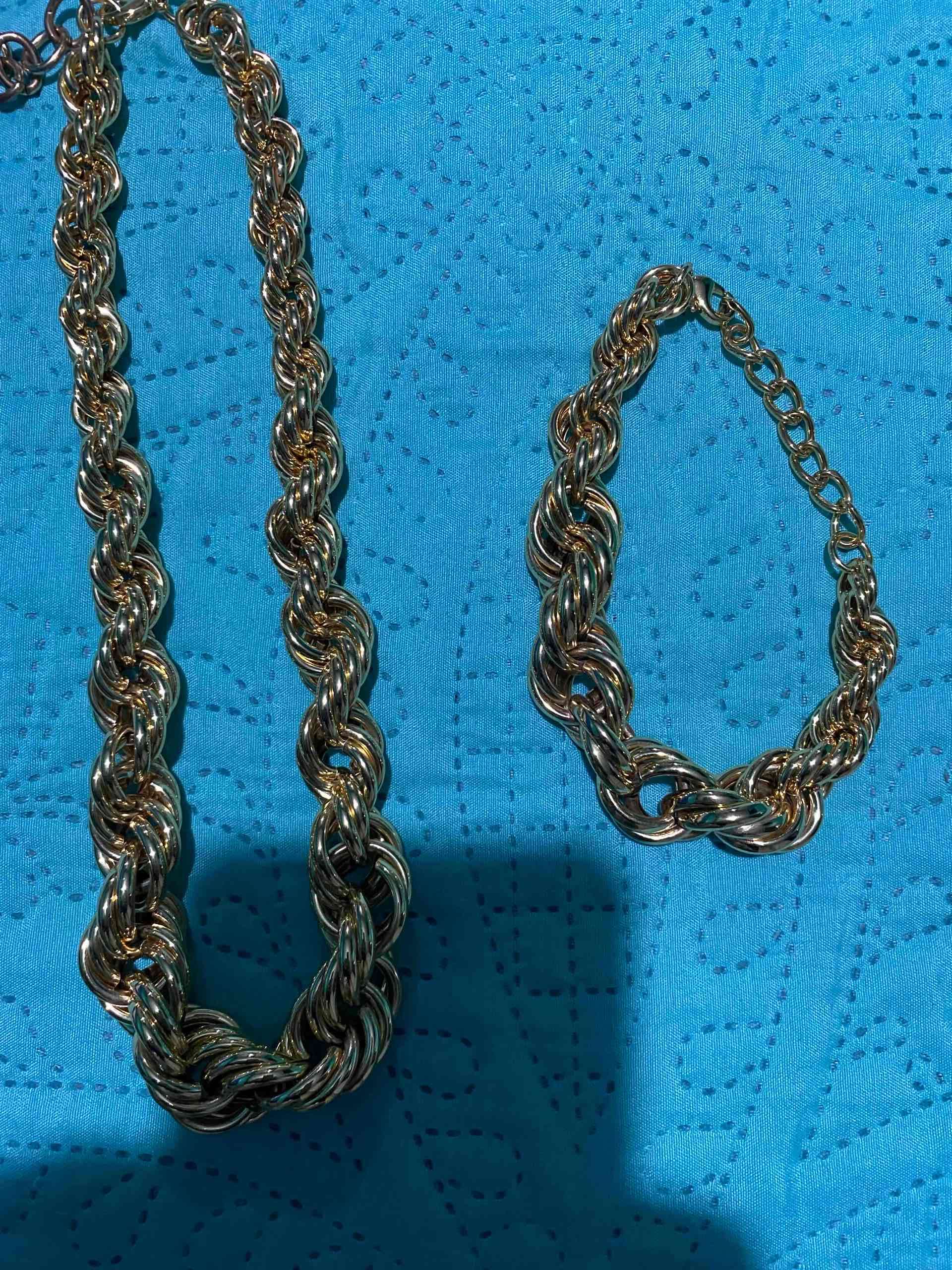 Cadena y pulsera byron fire