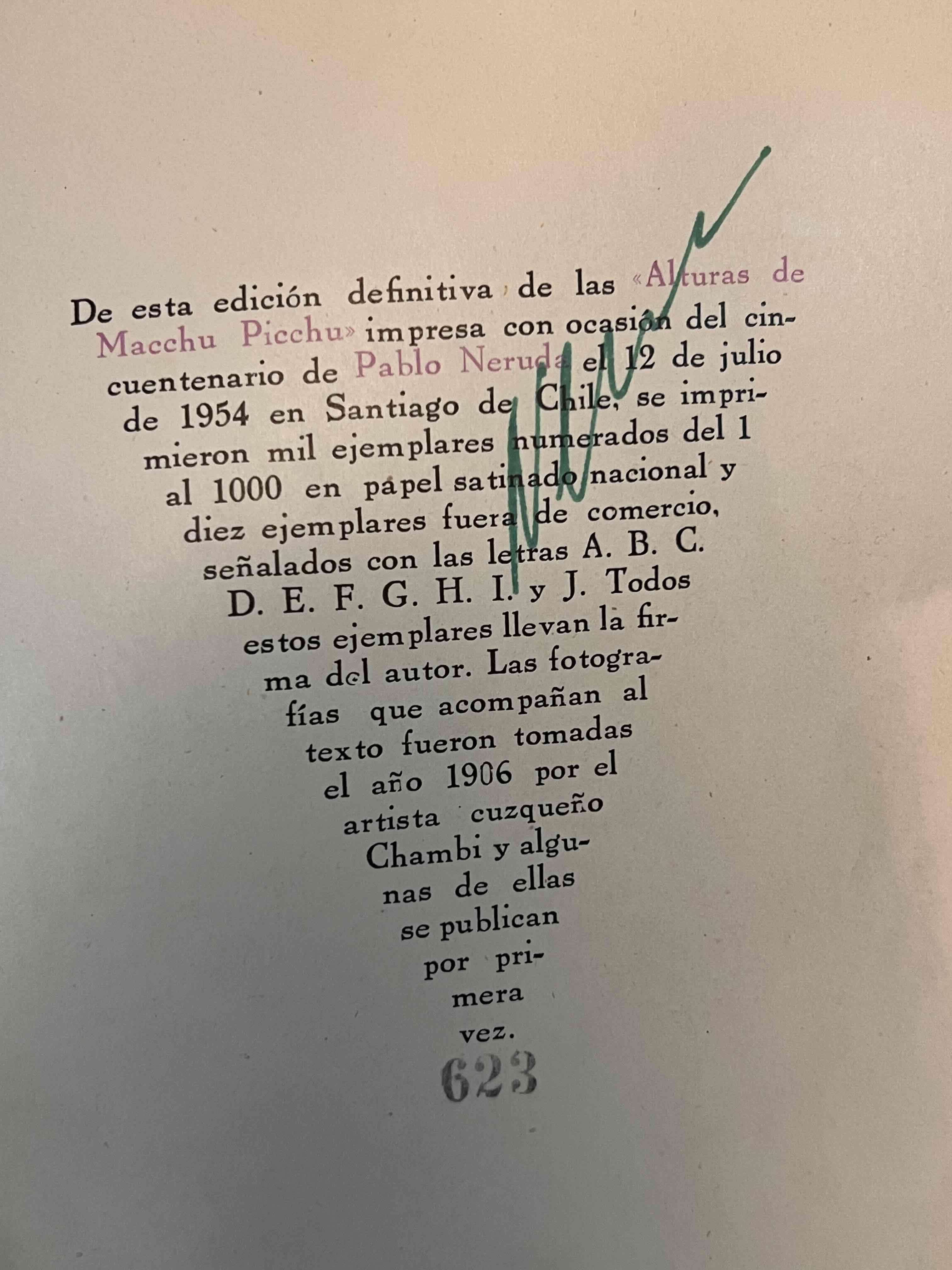 Libro Alturas de Macchu Picchu - miniatura 2