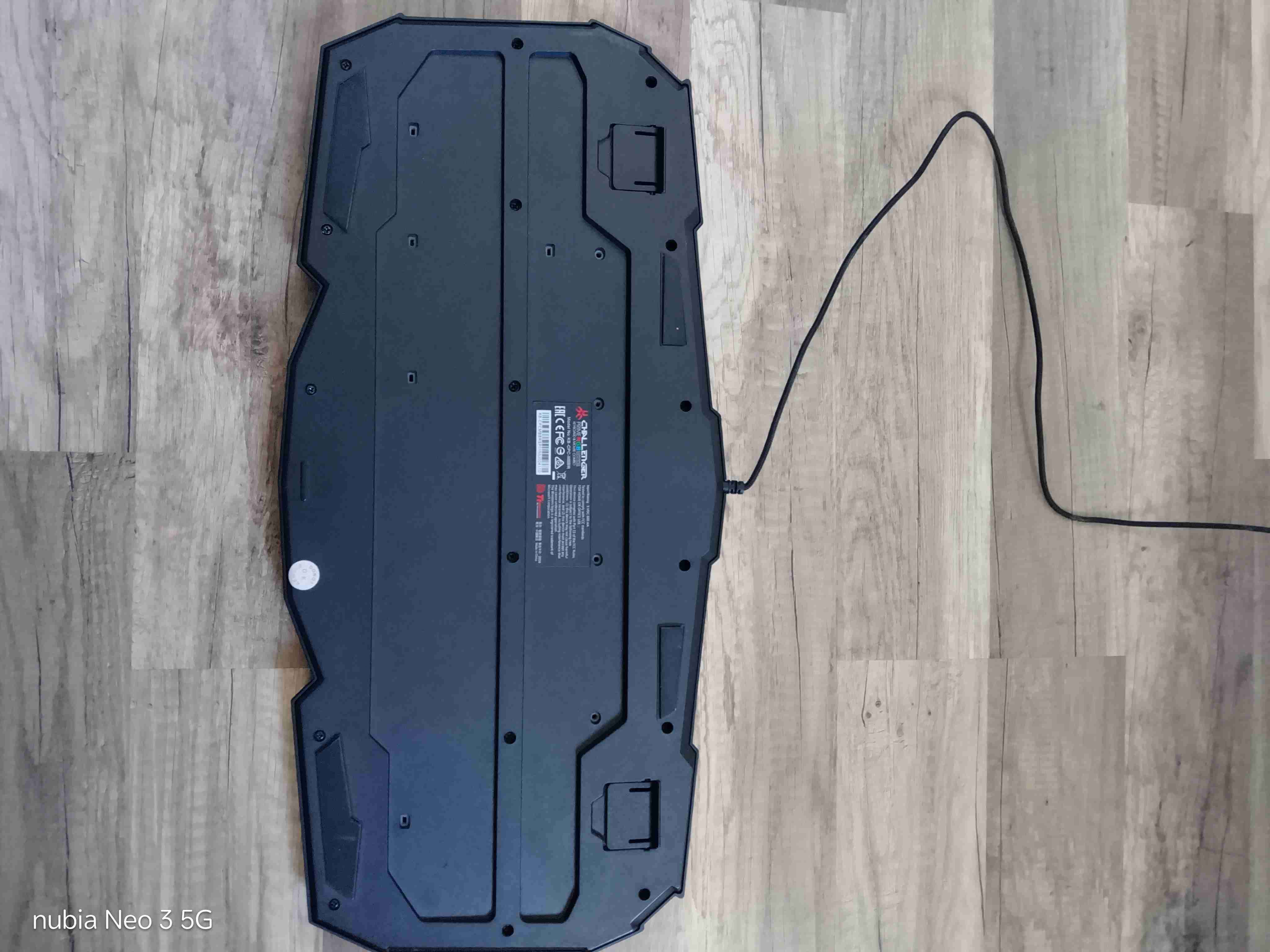 Teclado gamer Challenger - miniatura 3