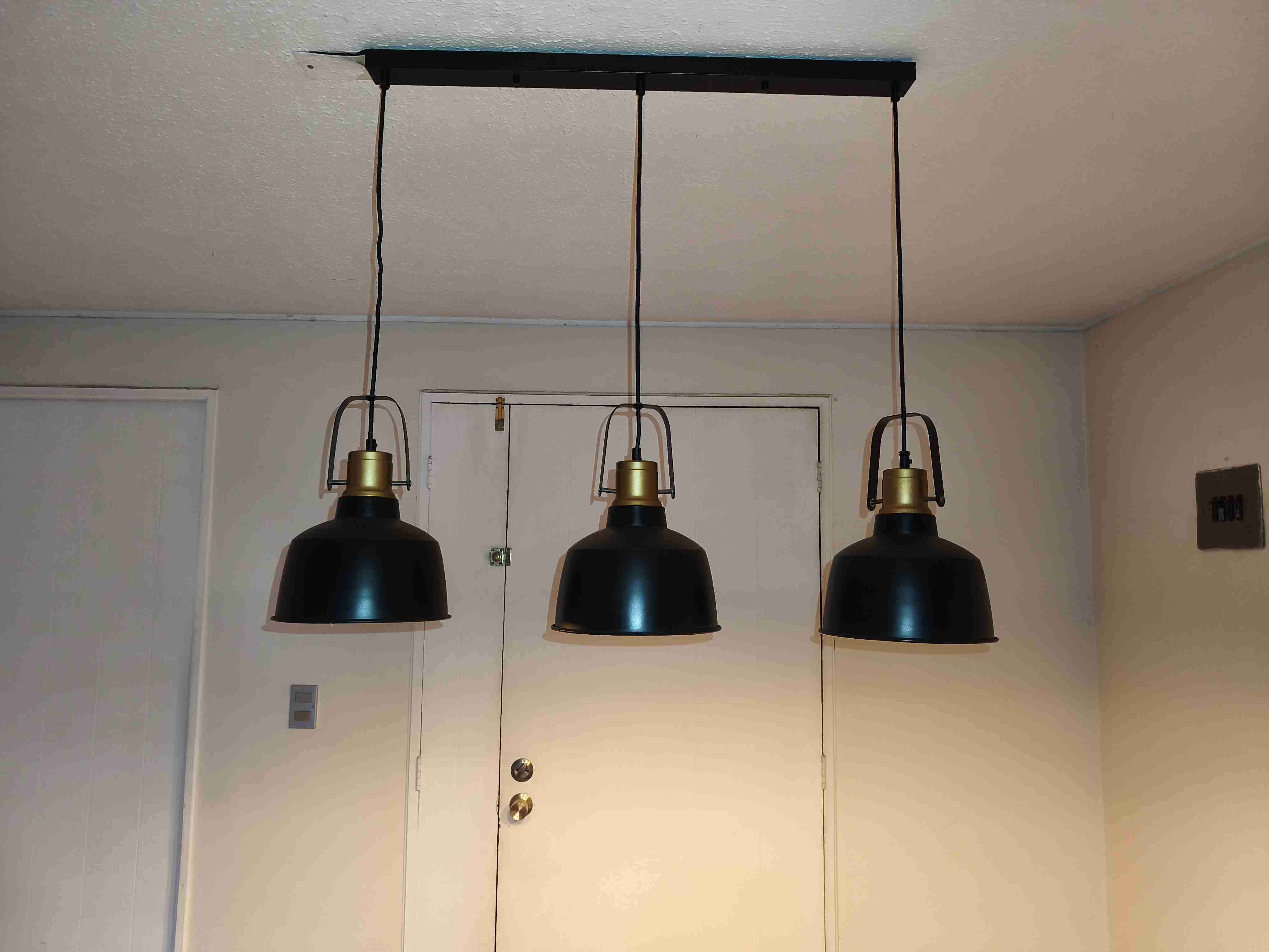 Lámpara colgante triple negra