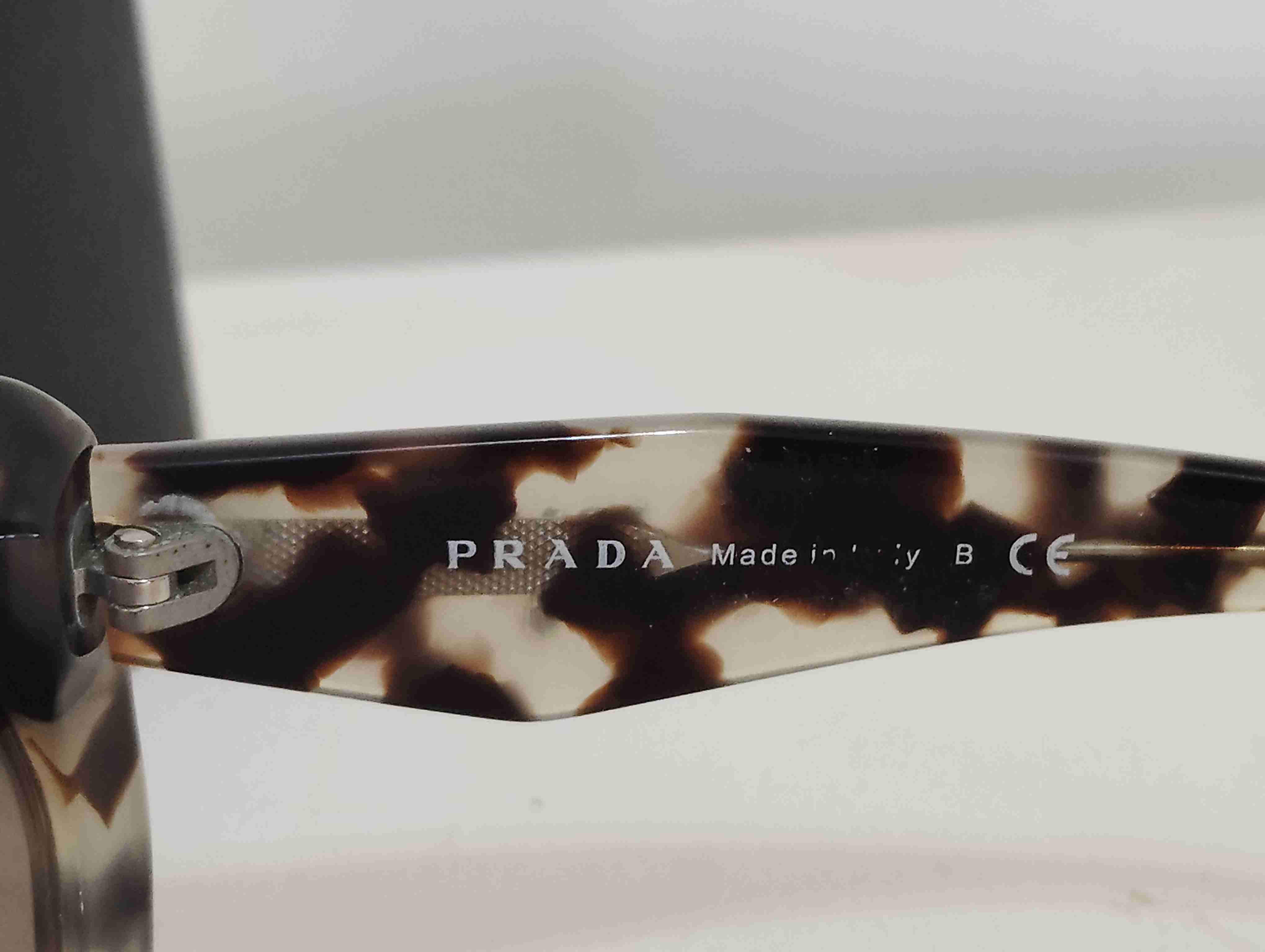 Gafas de sol Prada diseño carey - miniatura 3