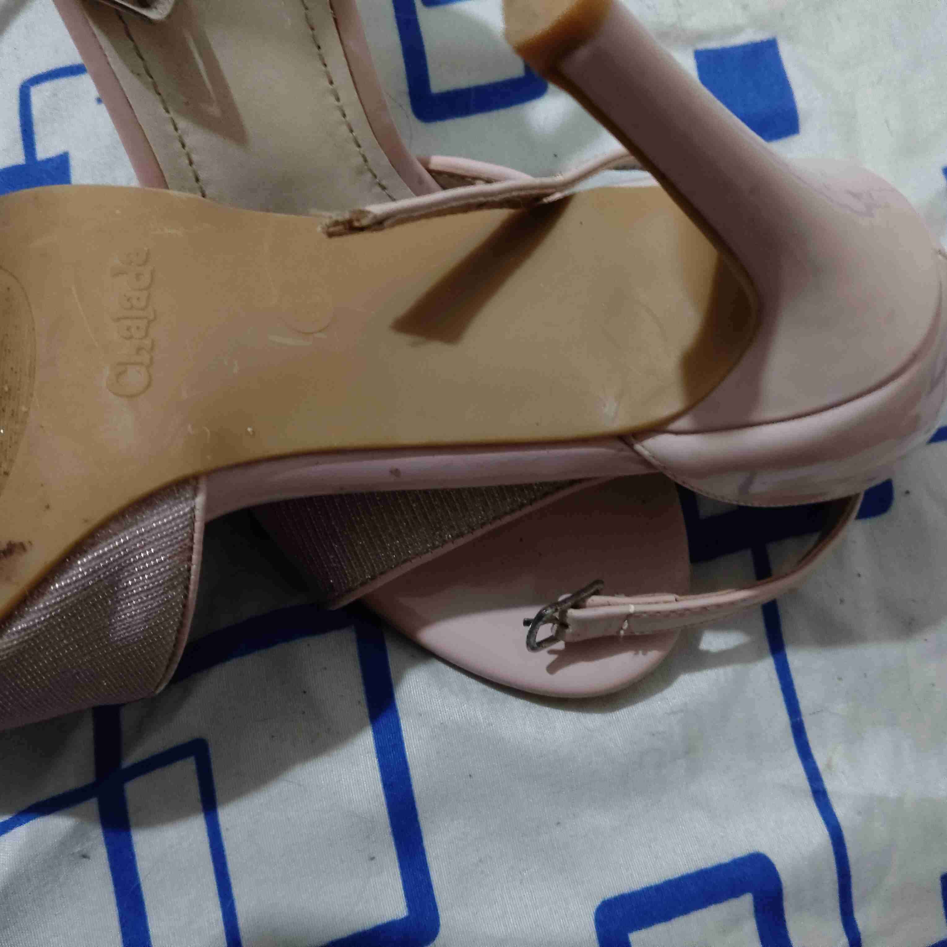 Tacones altos color rosa - miniatura 3