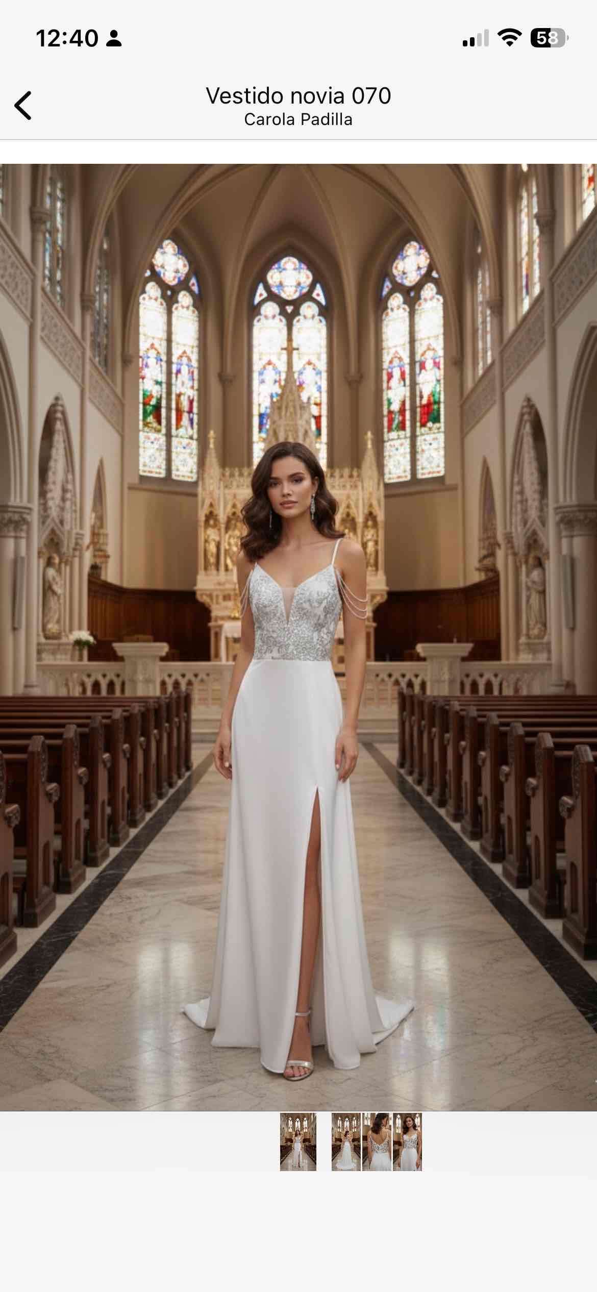 Vestido de novia con tajo