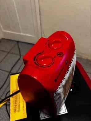 Calefactor eléctrico rojo compacto - miniatura 3