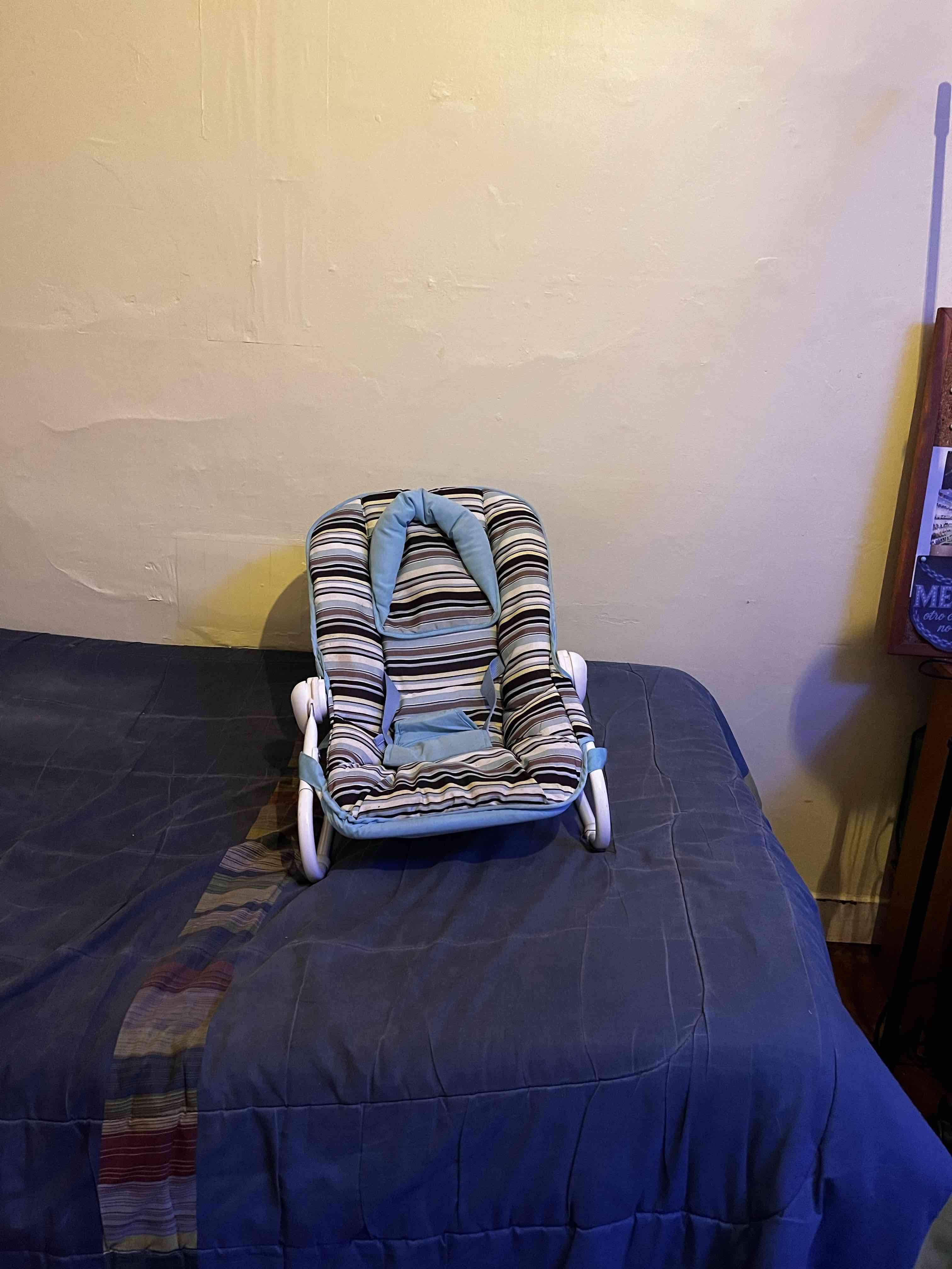 Silla mecedora para bebé