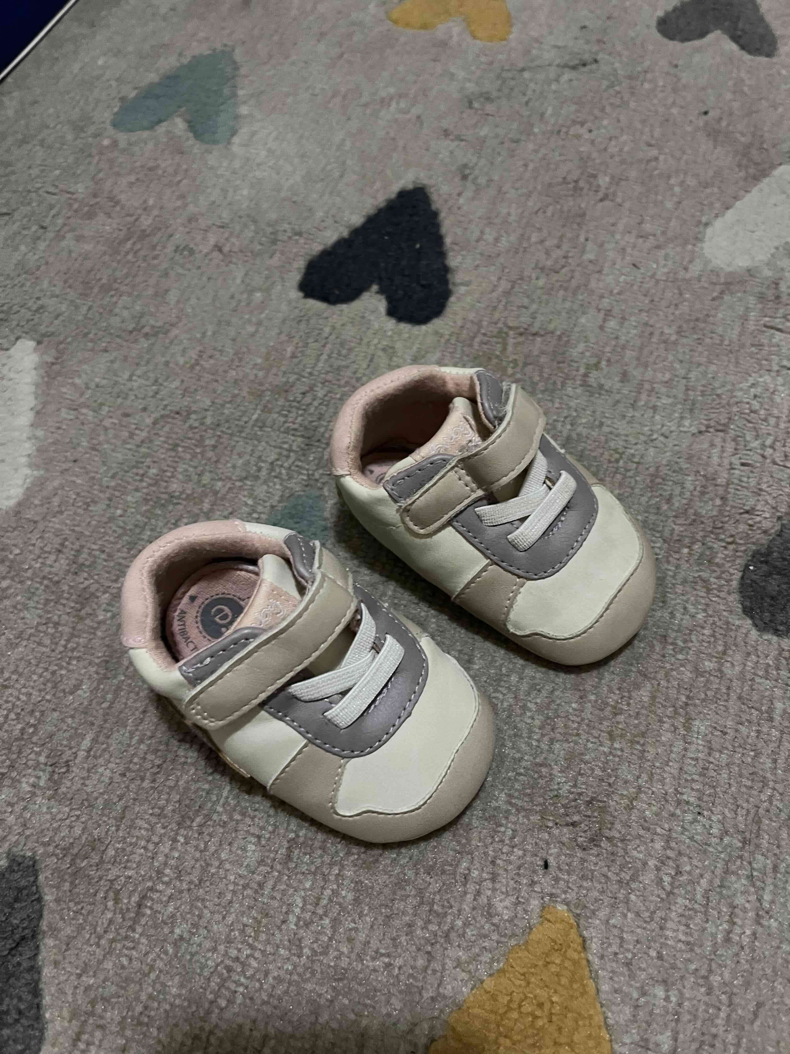 Zapatos para bebé niña - miniatura 2