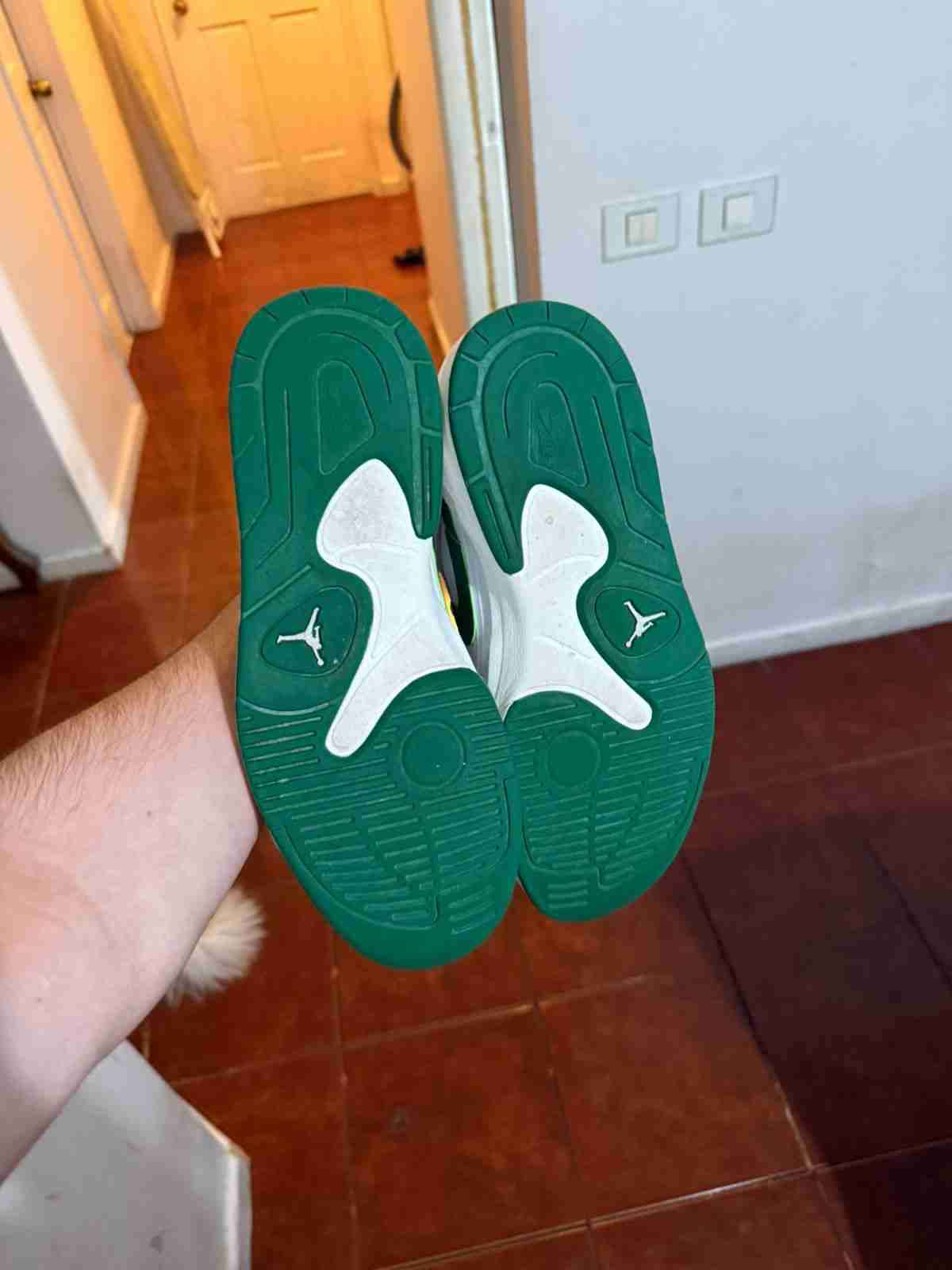Zapatillas deportivas blancas y verdes - miniatura 4