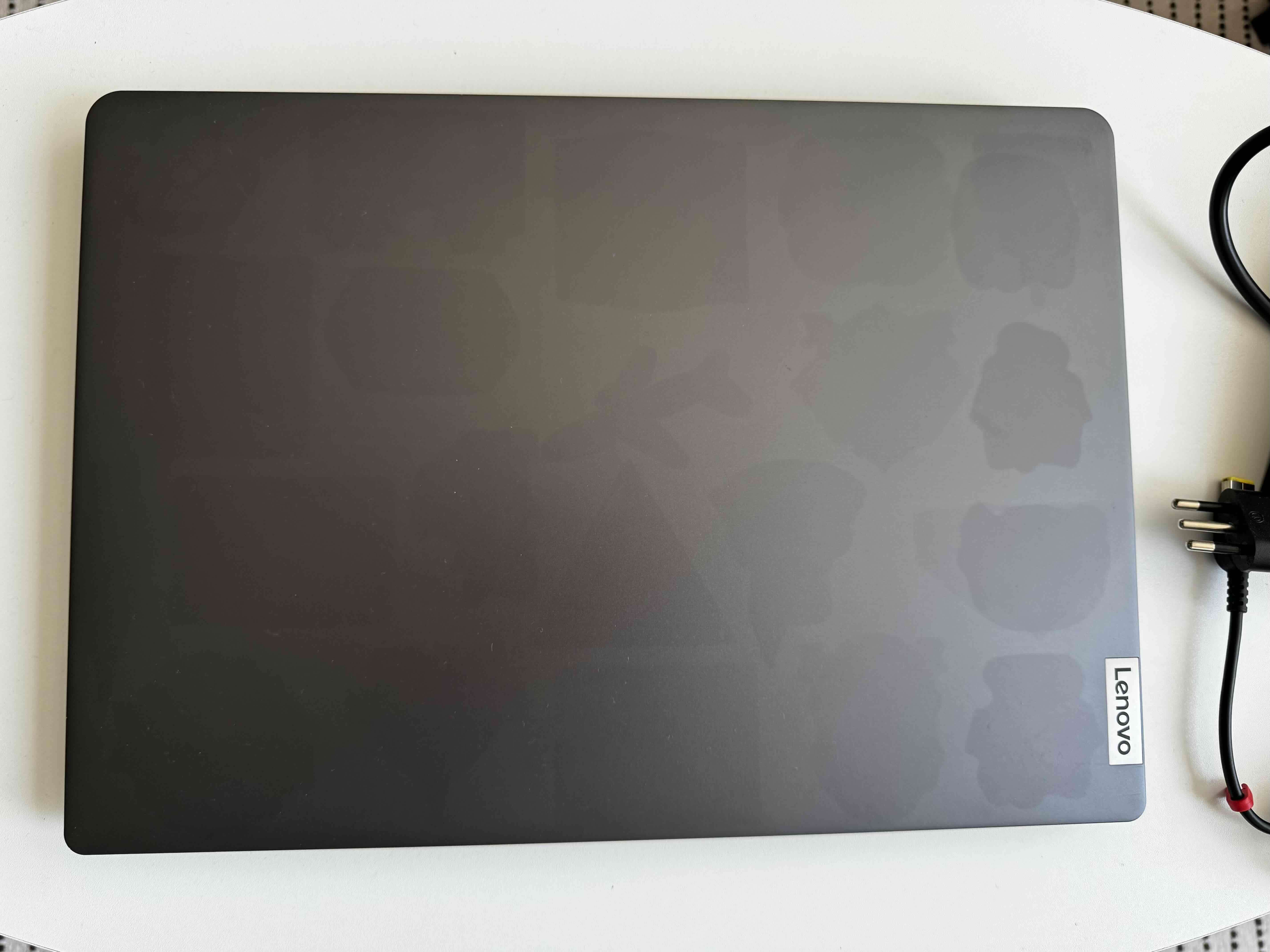 Laptop Lenovo - miniatura 4