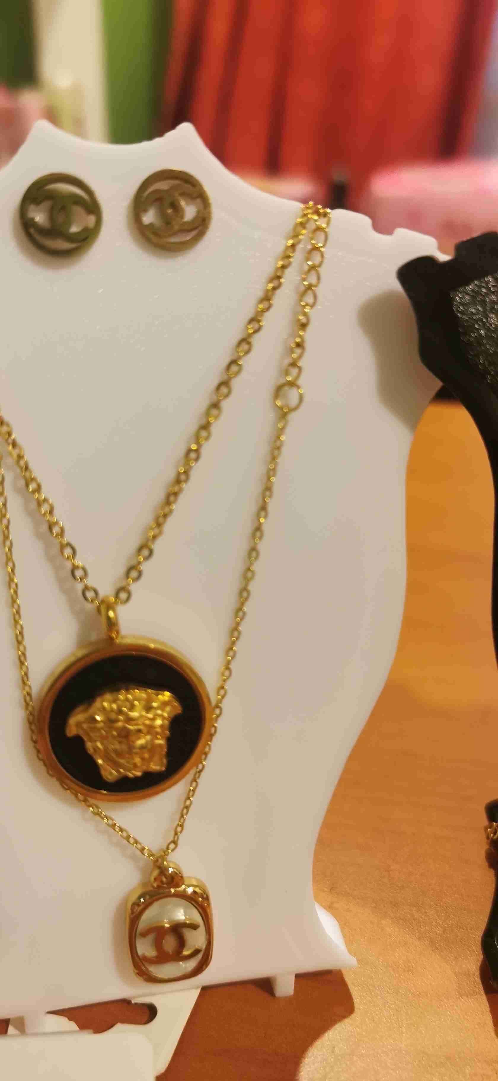 Collar y aros dorados con cristales - miniatura 3