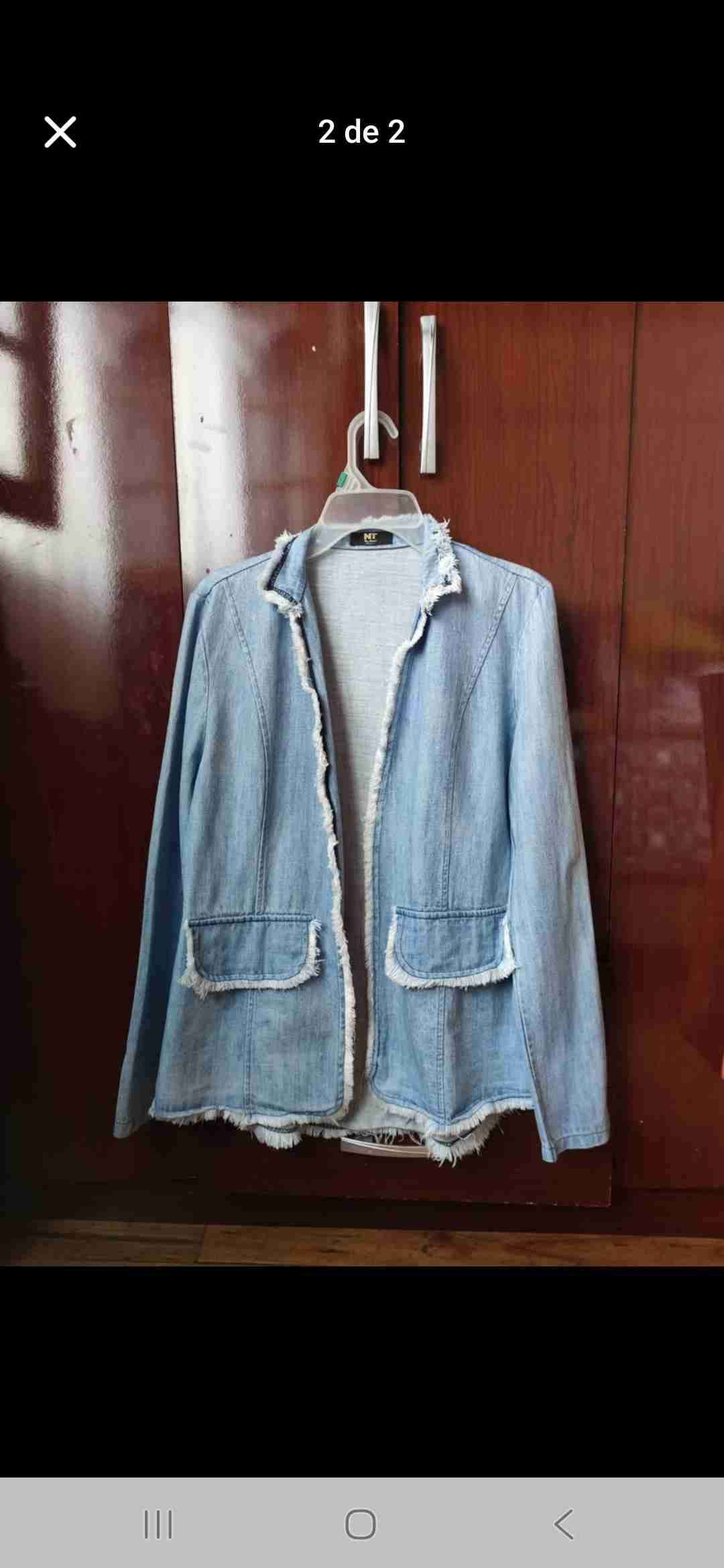 Chaqueta de mezclilla desgastada talla M/L - miniatura 2