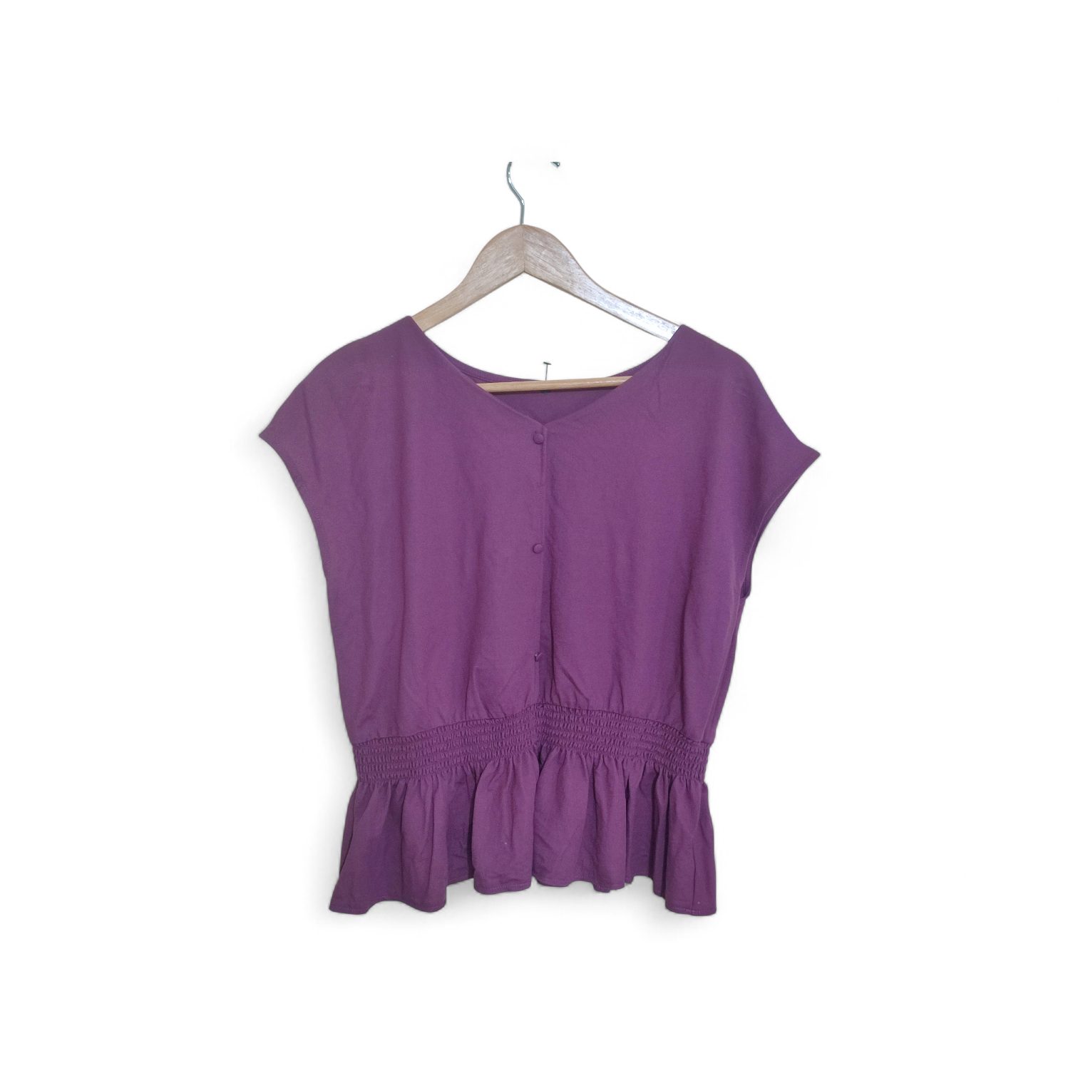 Blusa morada con botones